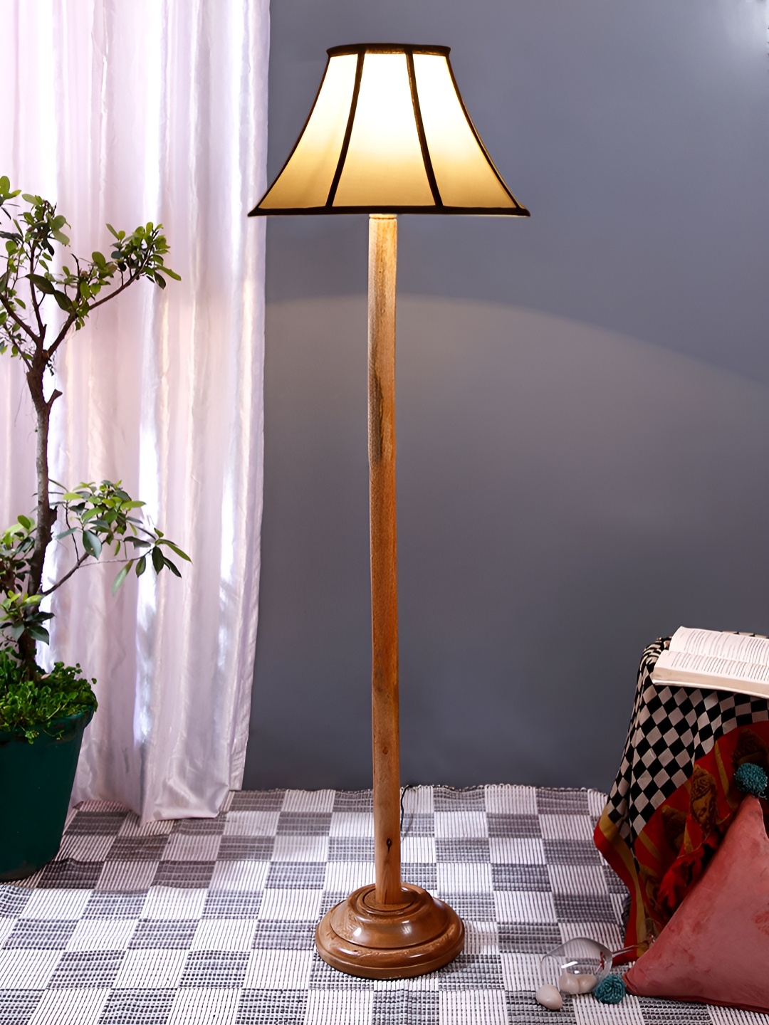 

Devansh Brown & White Metal Frustum Floor Lamp