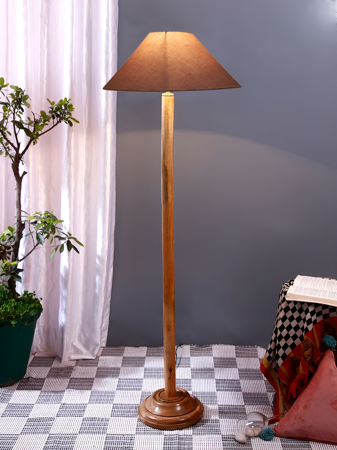 

Devansh Brown & White Wooden Frustum Floor Lamp