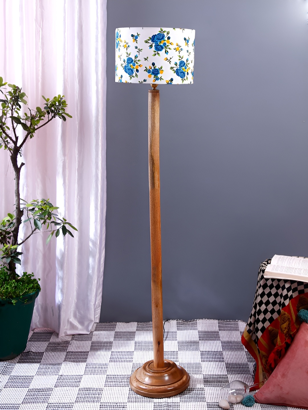

Devansh Brown & White Wooden Floor Lamp With Shade