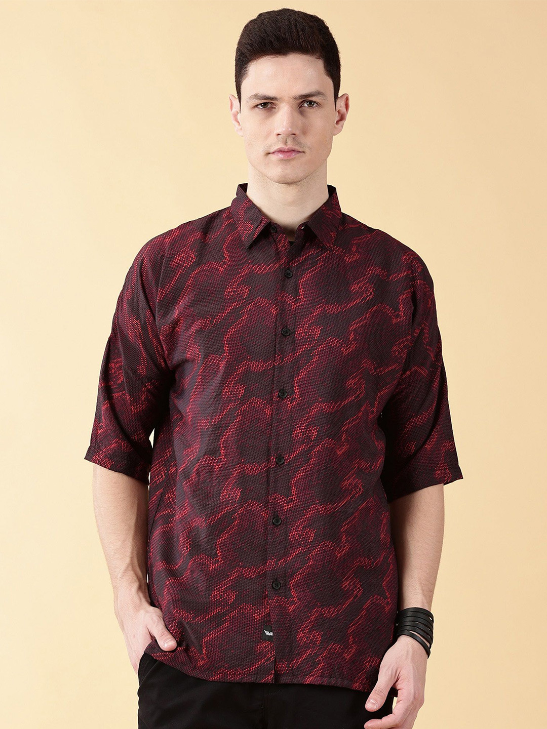 

VALEN CLUB Men Abstract Printed Spread Collar Comfort Casual Shirt, Black