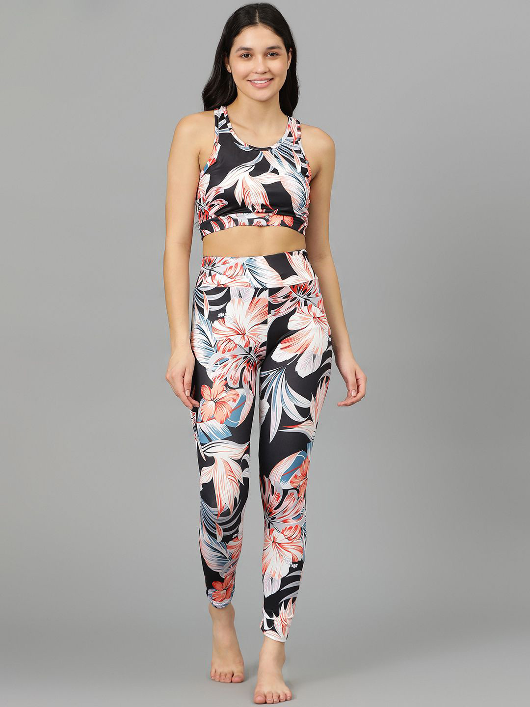 

Kotty Printed Sports Bra & Tights Tracksuit, Black