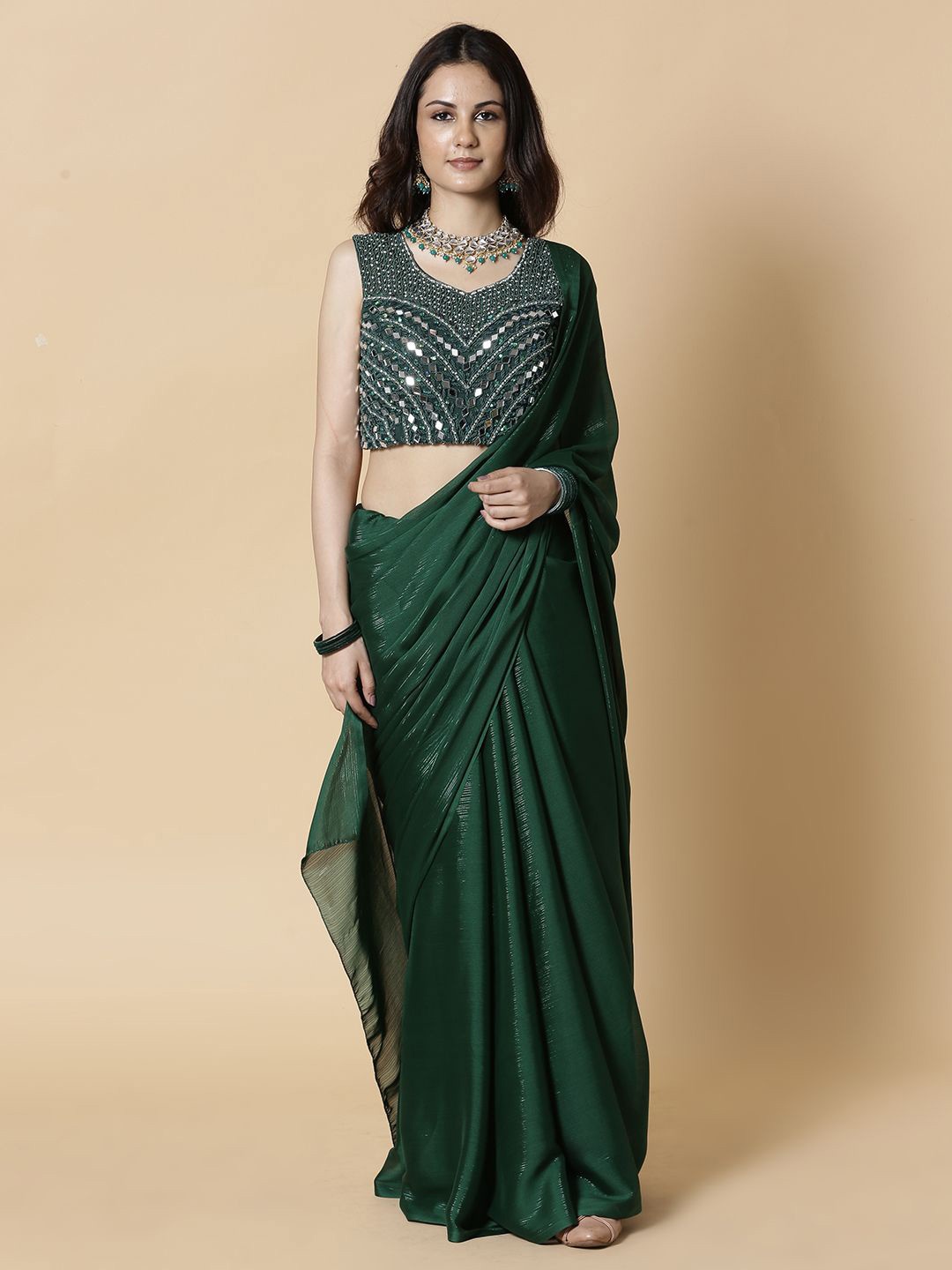 

Vervee Couture Pure Georgette Saree, Green