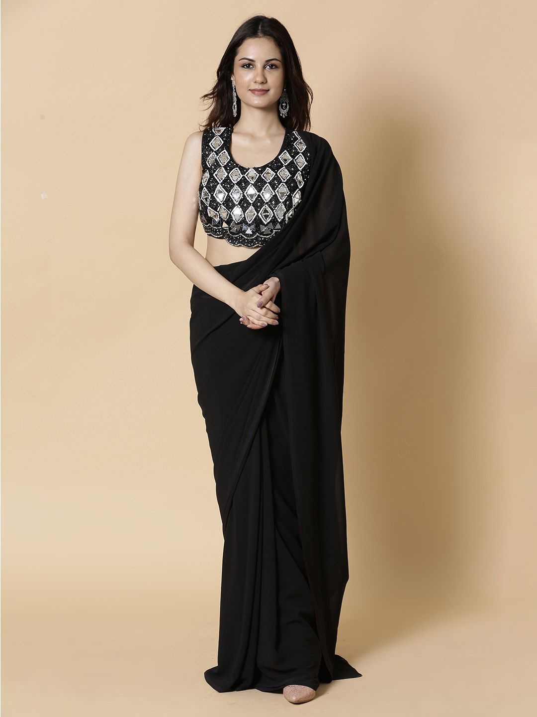 

Vervee Couture Pure Georgette Saree, Black