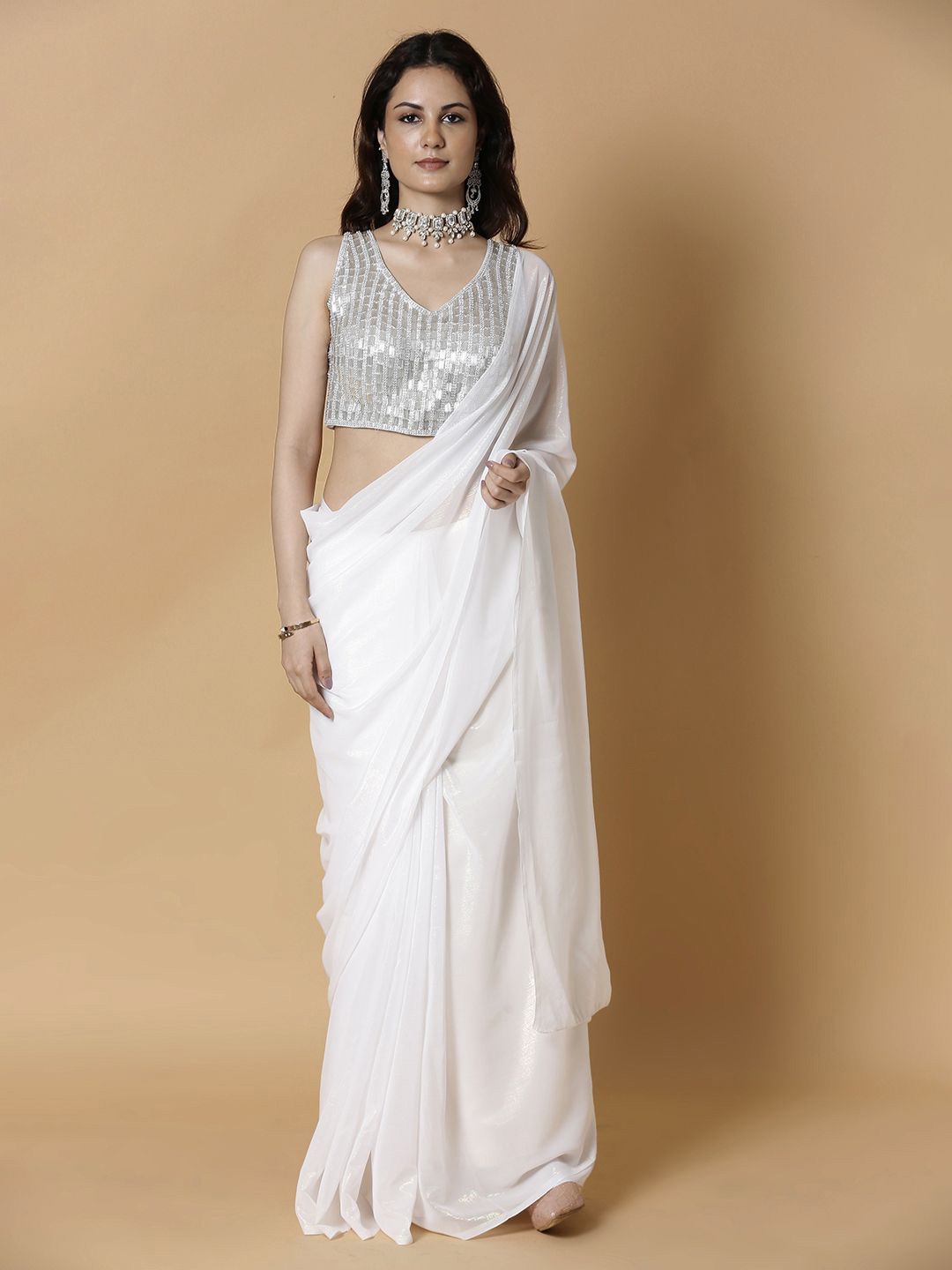 

Vervee Couture Pure Georgette Saree, White