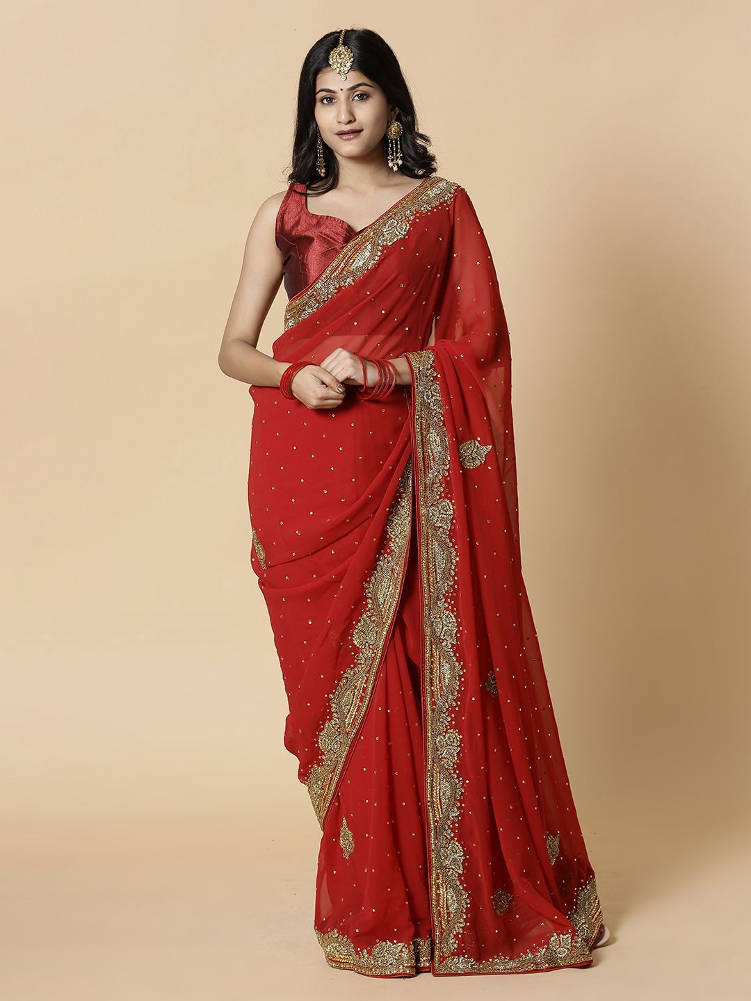 

Vervee Couture Embellished Sequinned Pure Georgette Saree, Maroon