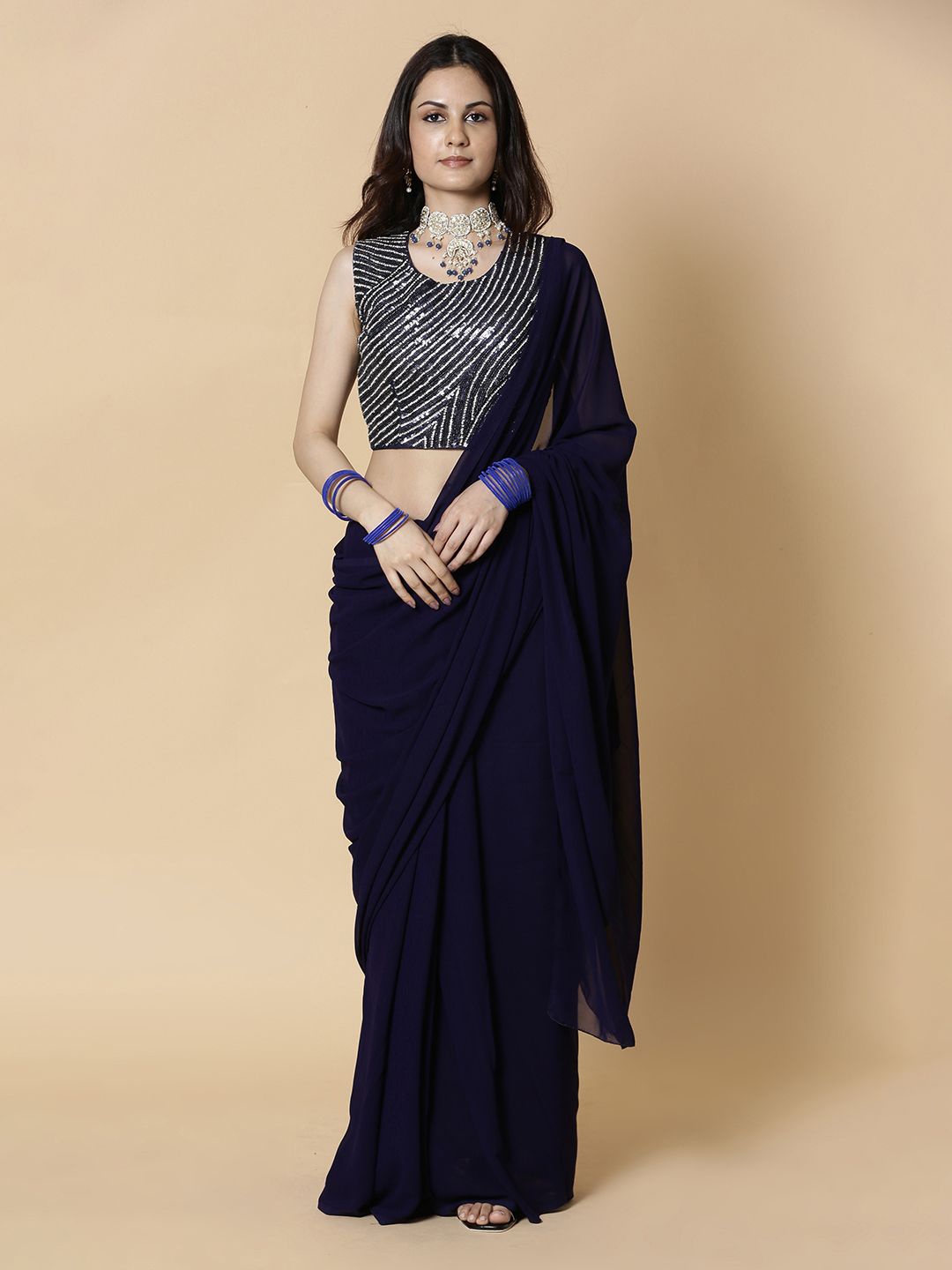 

Vervee Couture Pure Georgette Saree, Navy blue