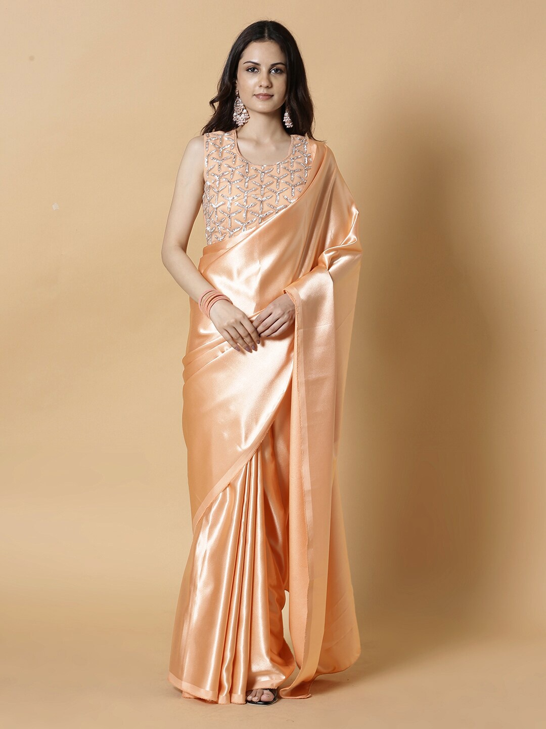 

Vervee Couture Pure Georgette Saree, Peach
