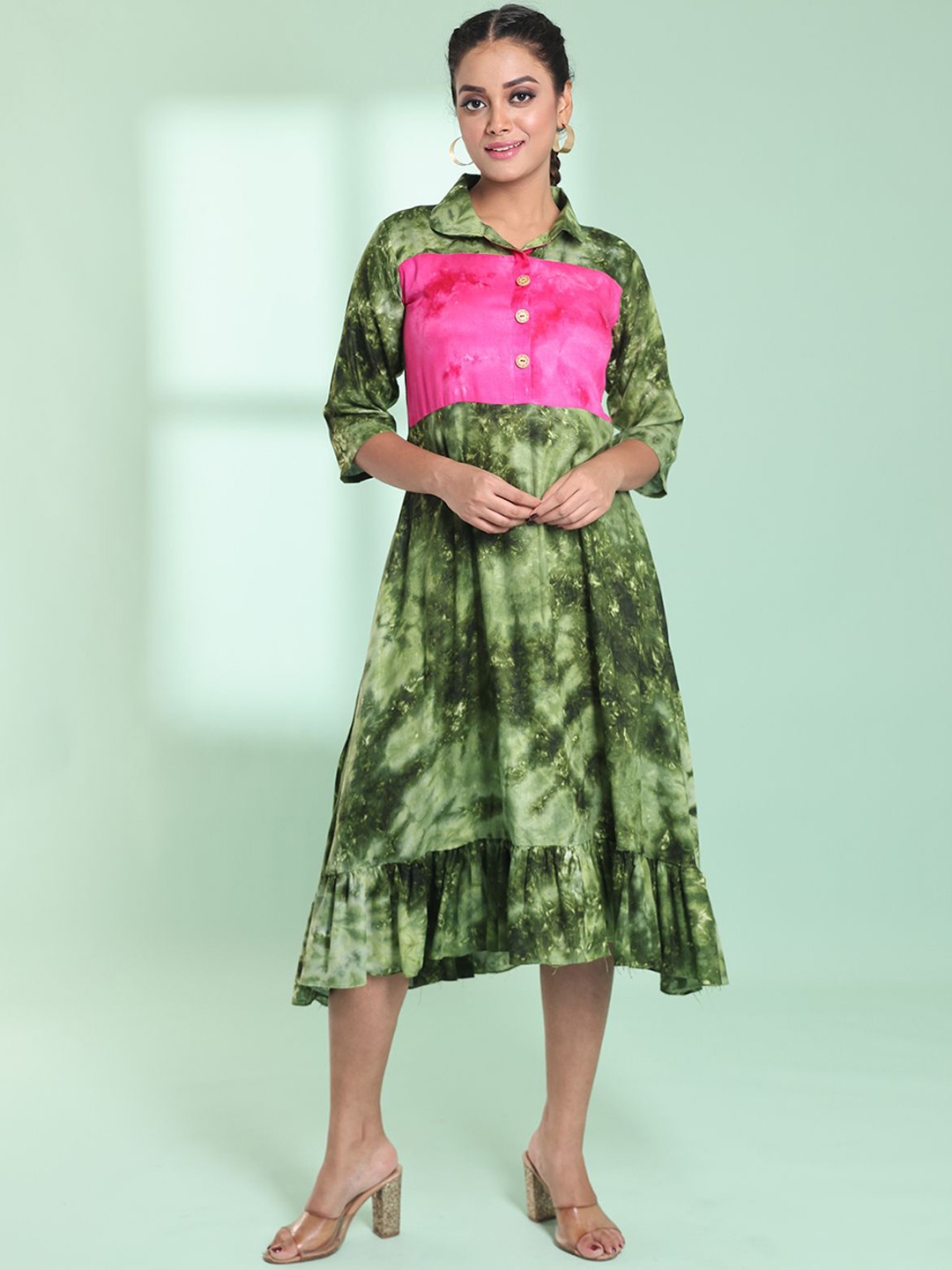 

Charukriti Tie and Dye Shirt Collar Fit & Flare Midi Dress, Green