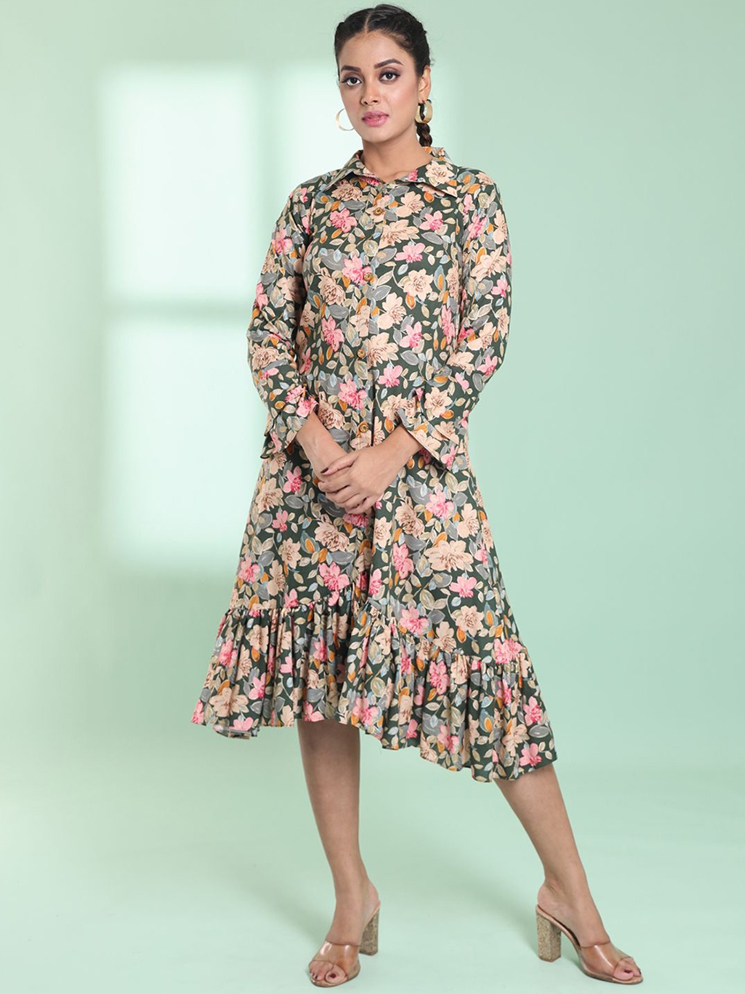

Charukriti Floral Printed Bell Sleeve A-Line Midi Dress, Green