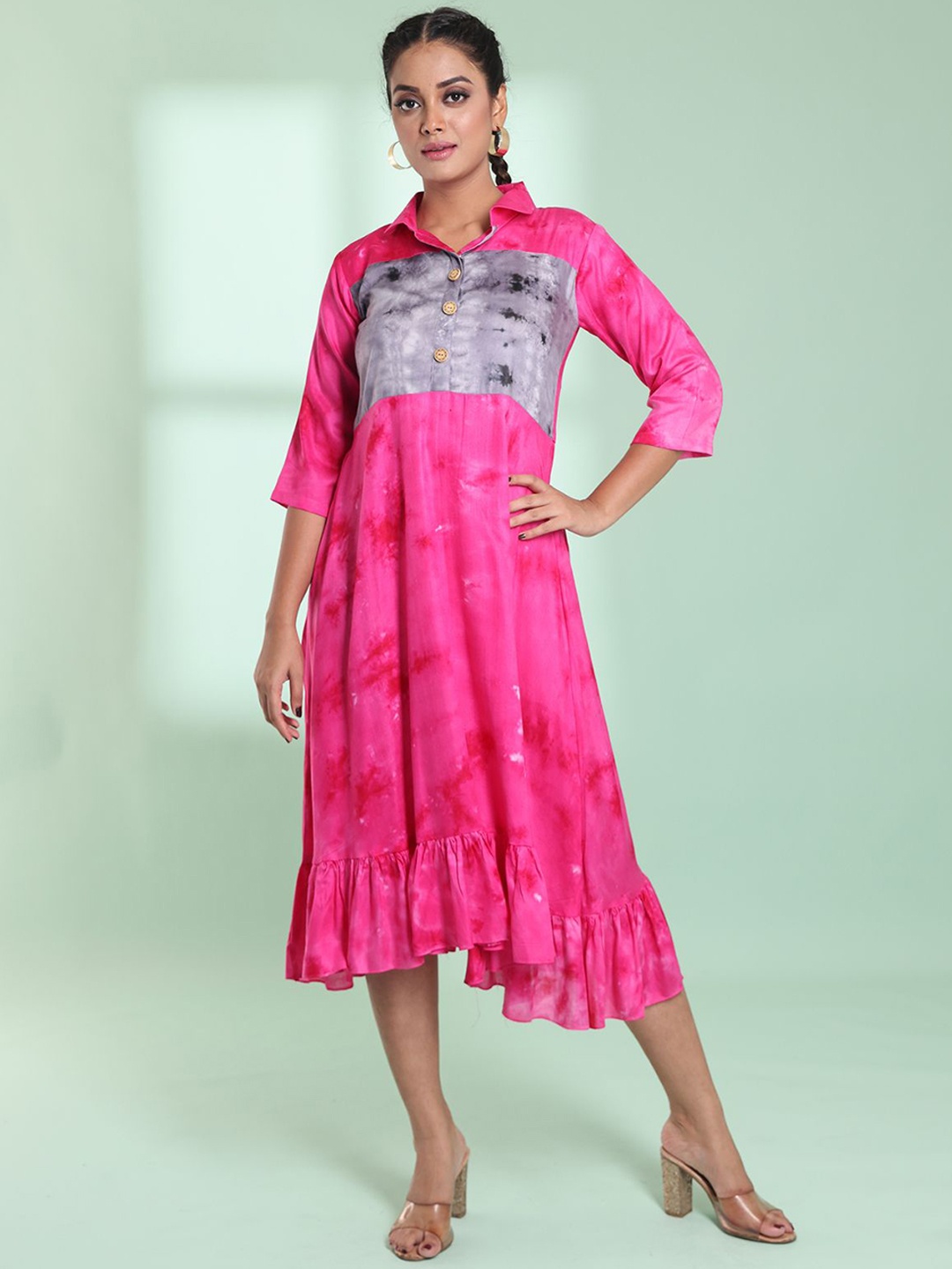 

Charukriti Abstract Printed Shirt Collar A-Line Midi Dress, Pink