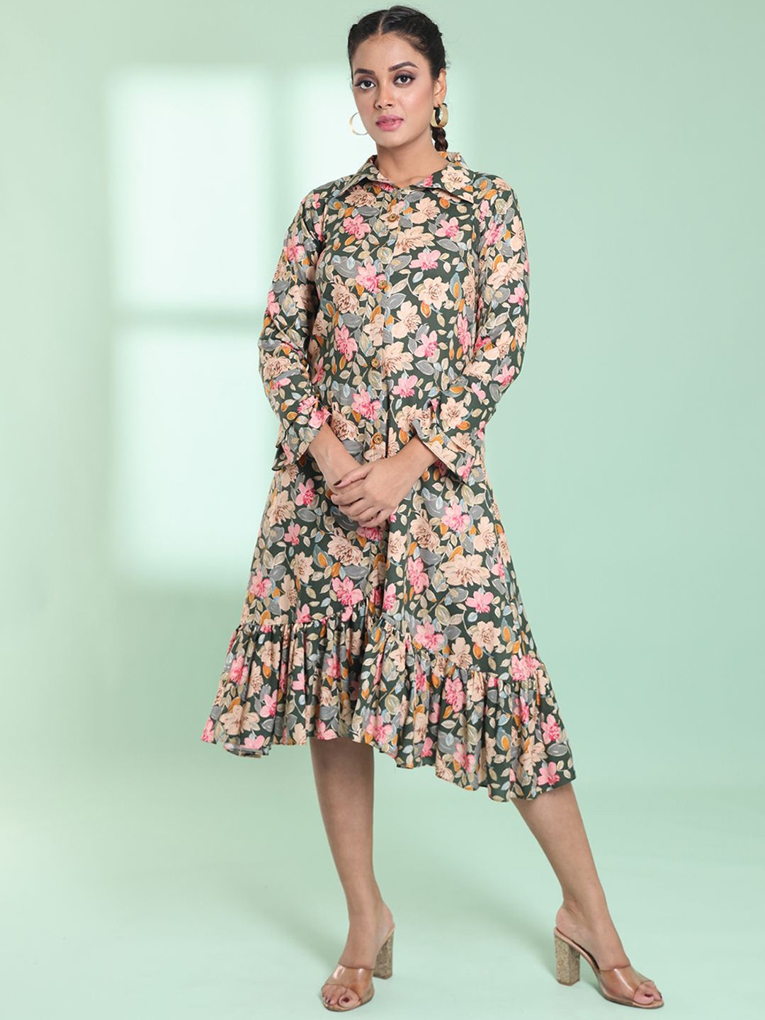 

Charukriti Women Floral Printed A-line Dress, Green