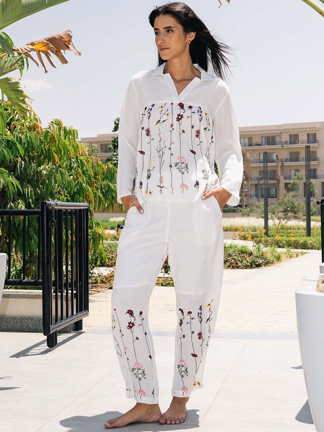 

SANSKRUTIHOMES Embroidered Shirt With Trouser Night Suit, Off white