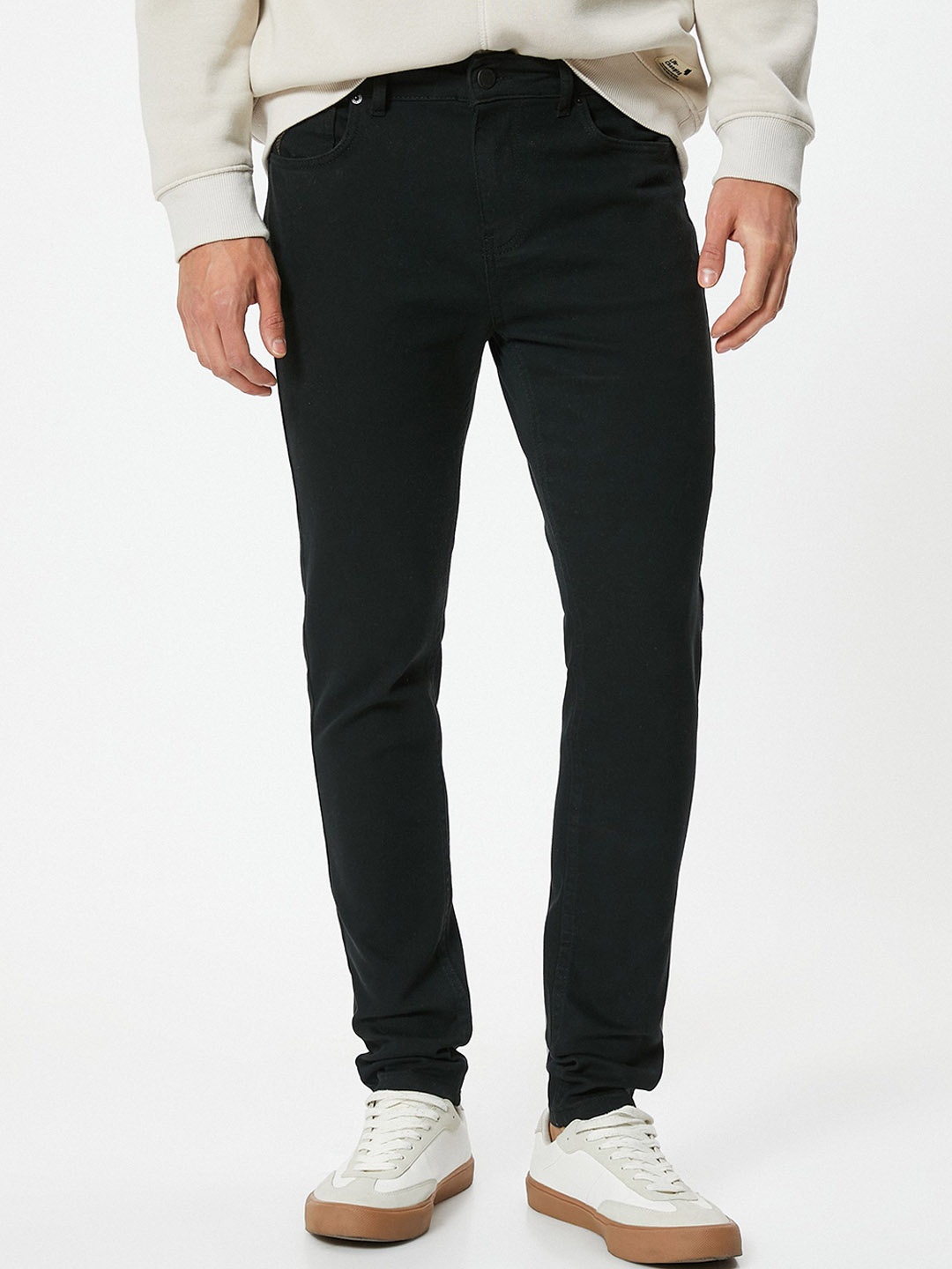 

Koton Men Slim Fit Low-Rise Trousers, Black