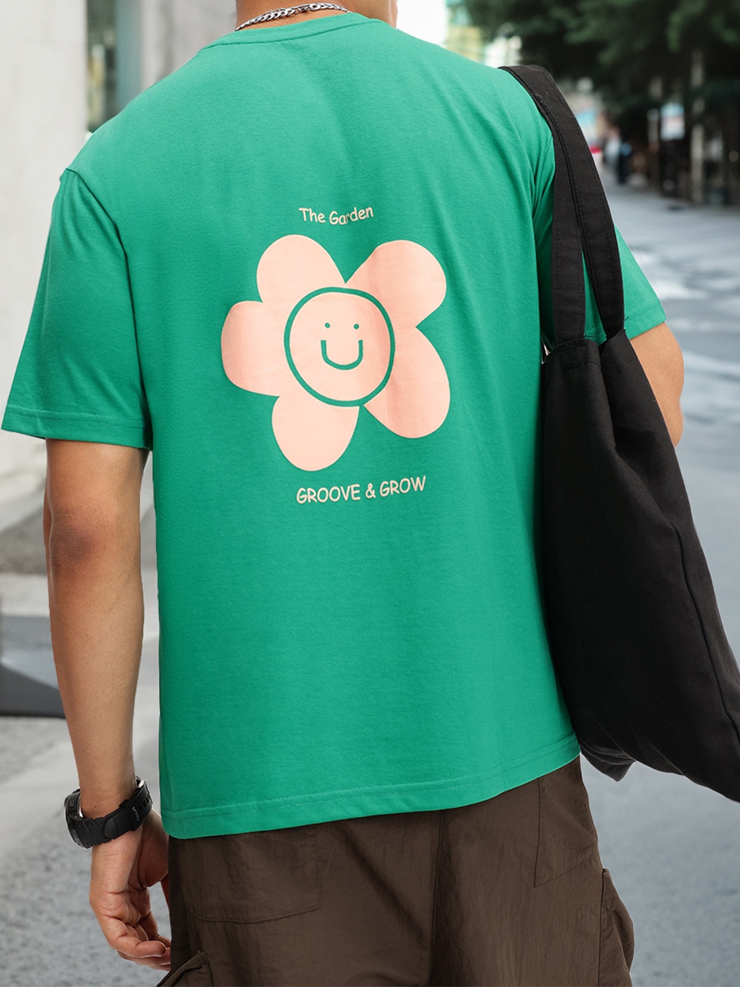 Kook N Keech Street Style Glam Regular T-shirt, Green