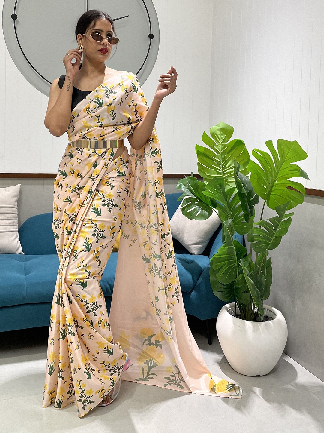 

Sidhidata Floral Saree, Cream