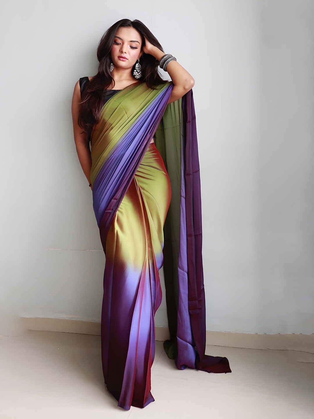 

Sidhidata Ombre Ready to Wear Saree, Purple