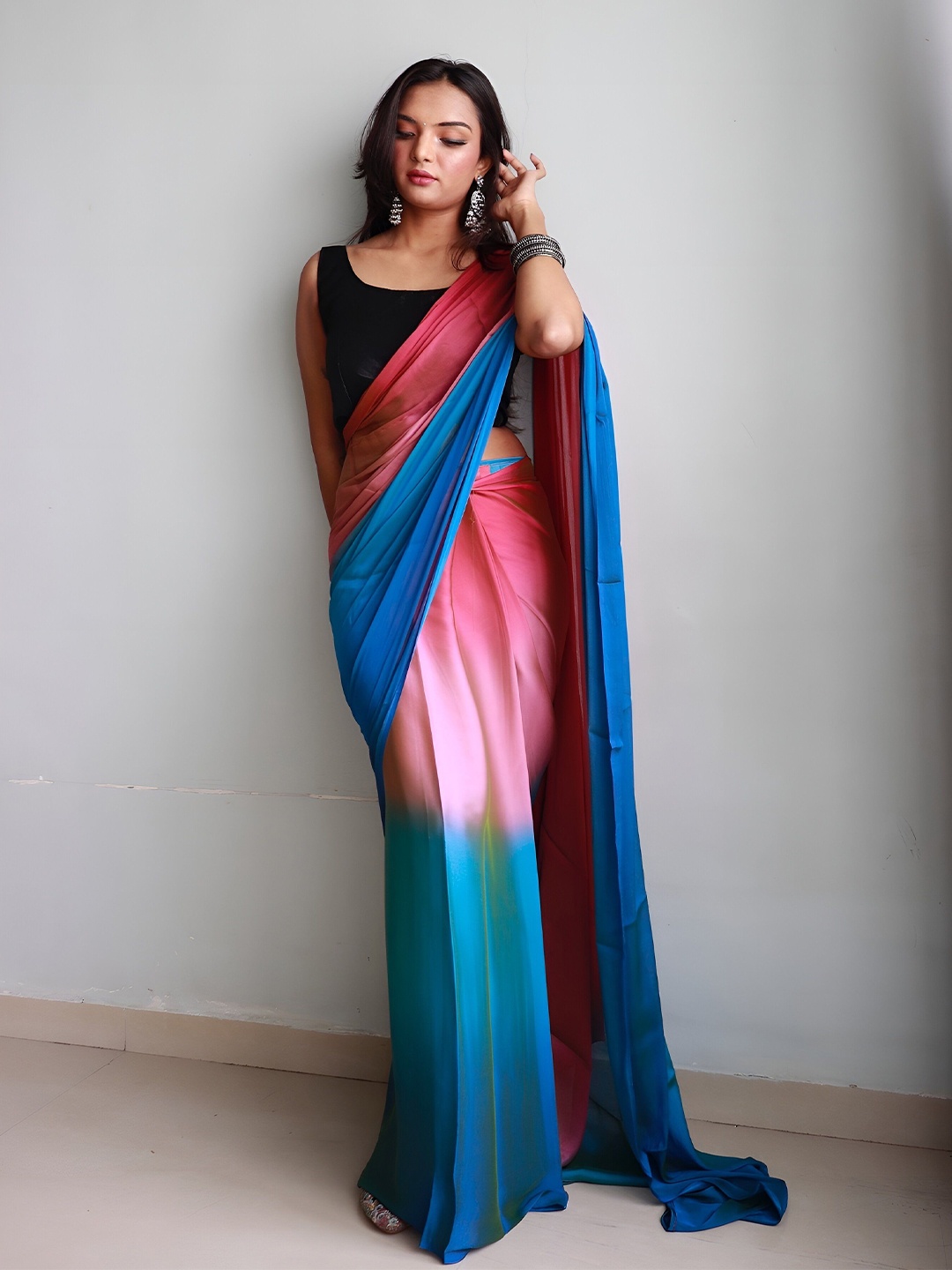 

Sidhidata Ombre Ready to Wear Saree, Peach