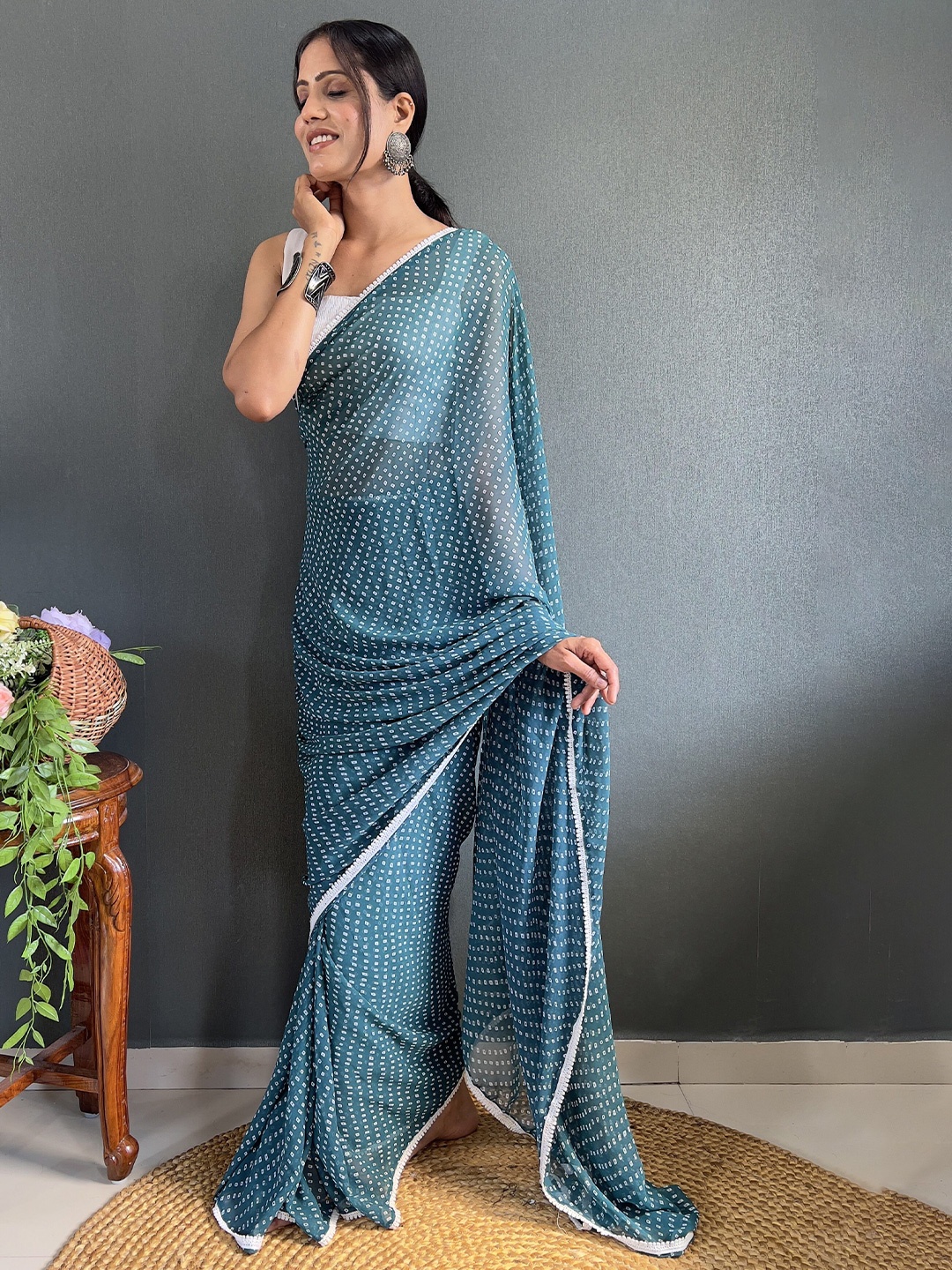 

Sidhidata Bandhani Pure Georgette Ready to Wear Saree, Teal