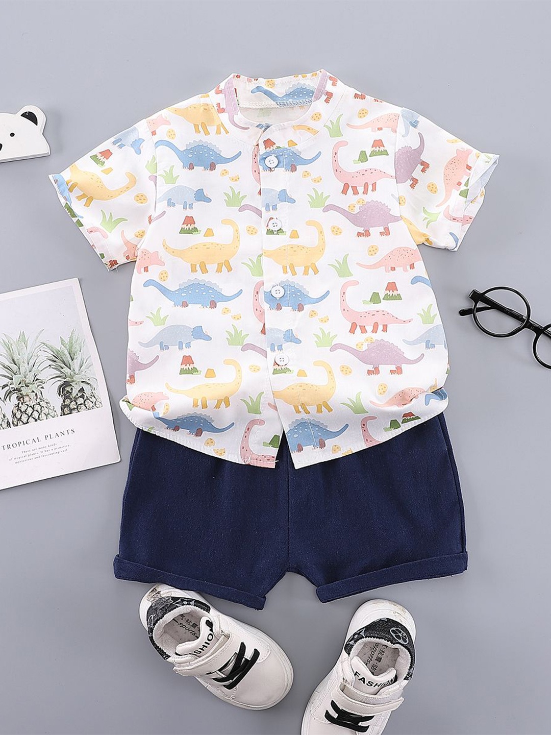 

StyleCast x Revolte Boys White & Blue Animal Printed Mandarin Collar Shirt with Shorts