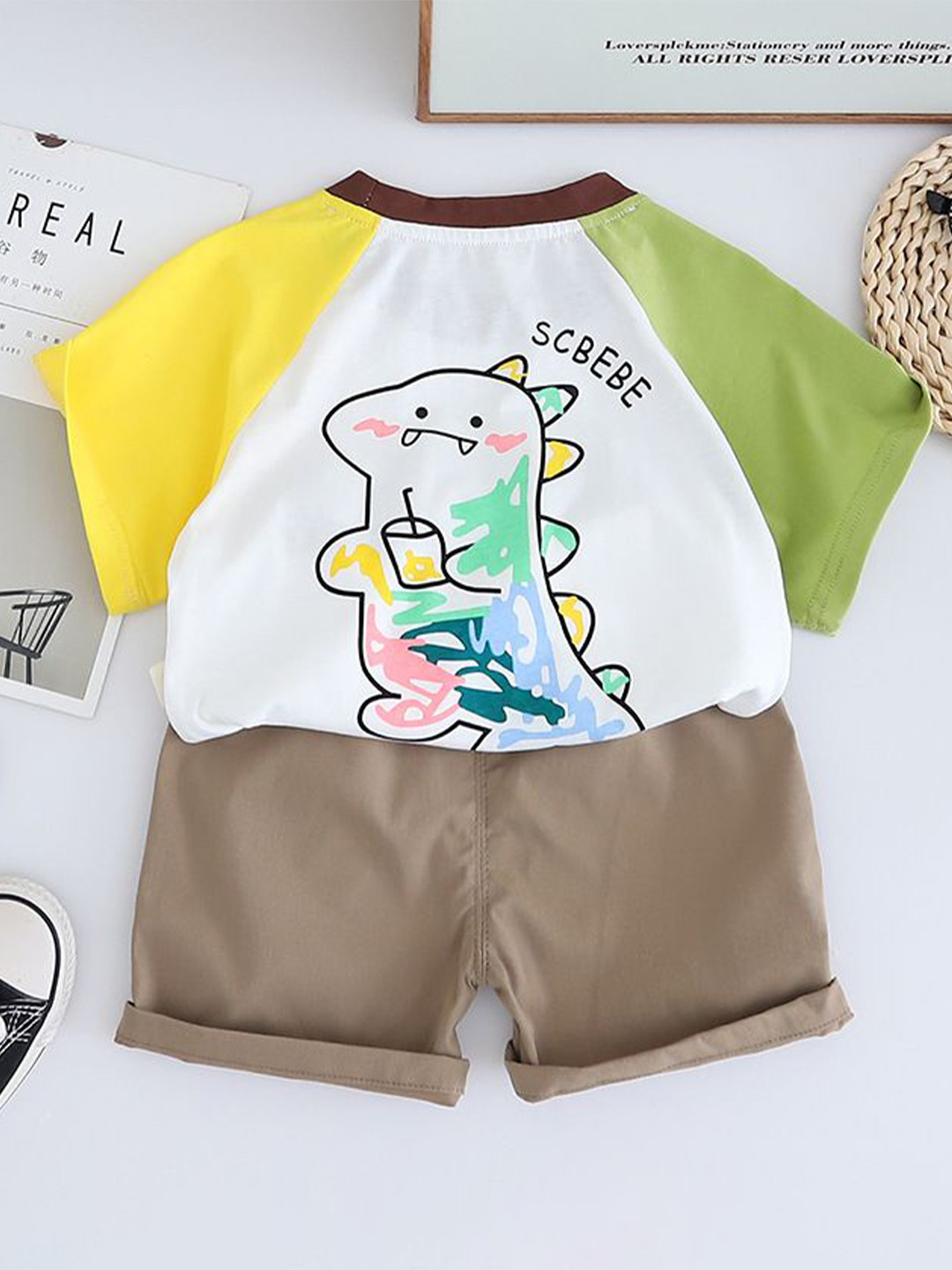 

StyleCast x Revolte Boys Yellow & White Printed T-shirt with Shorts