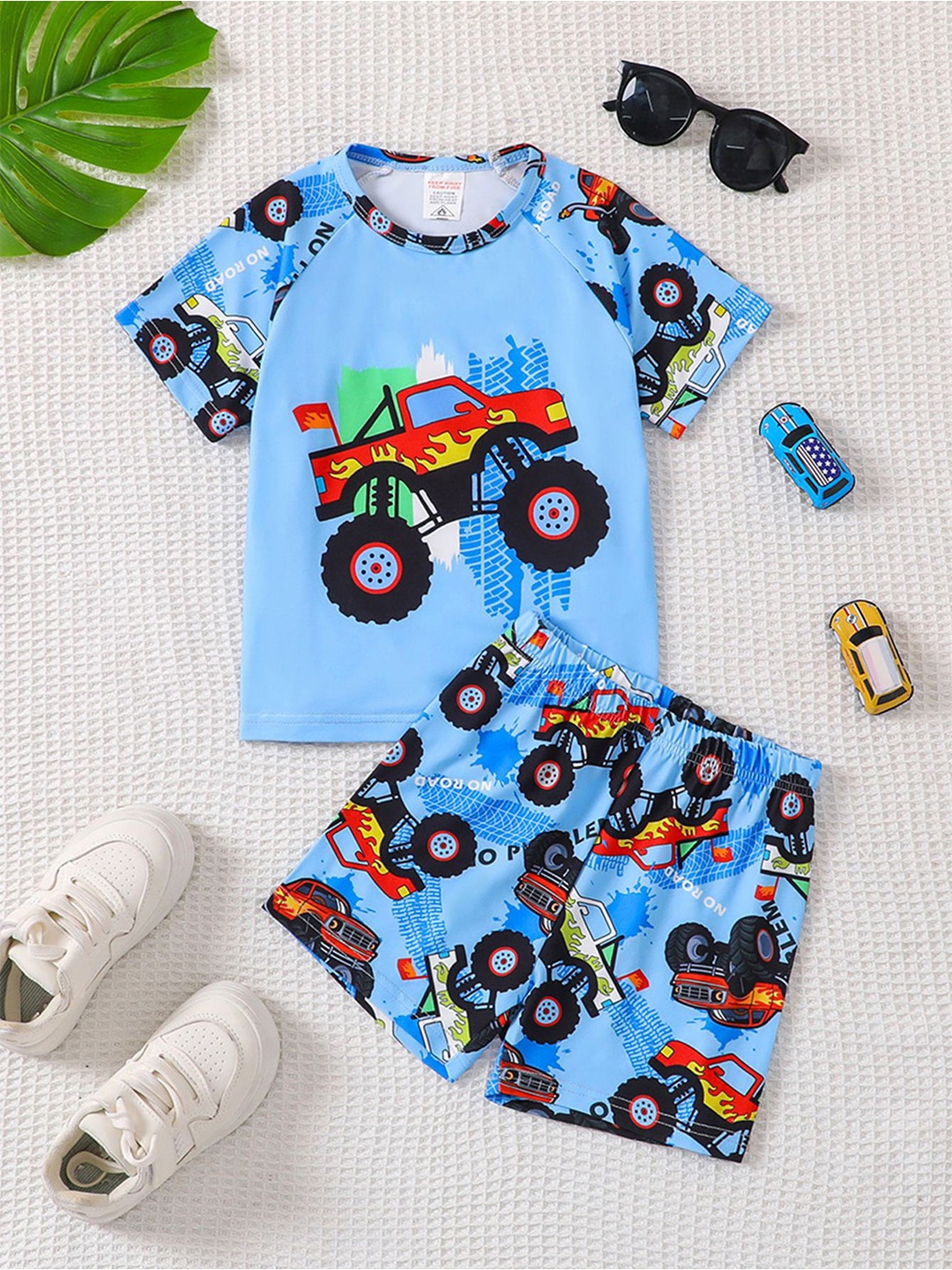 

StyleCast x Revolte Boys Blue & Red Printed T-shirt with Shorts