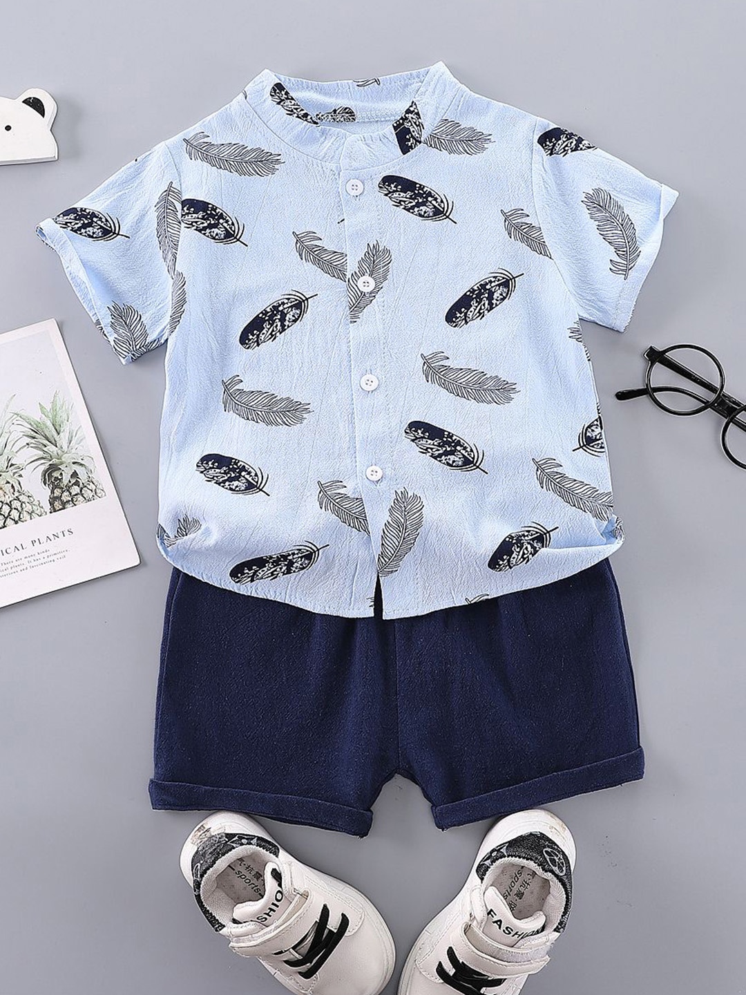 

StyleCast x Revolte Boys Printed Shirt with Shorts, Navy blue