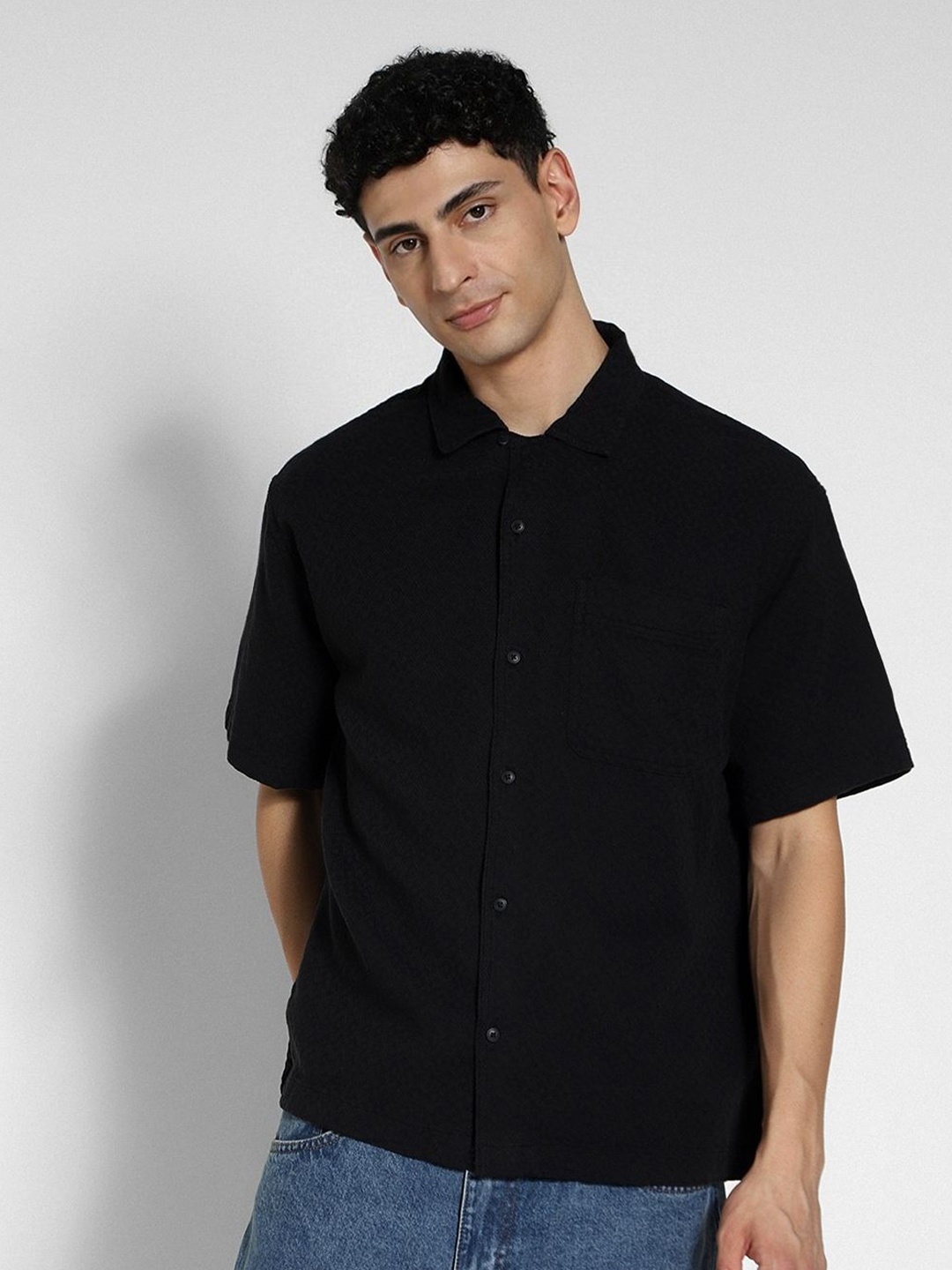 

AMERICAN EAGLE OUTFITTERS Men Solid Casual Shirt, Black