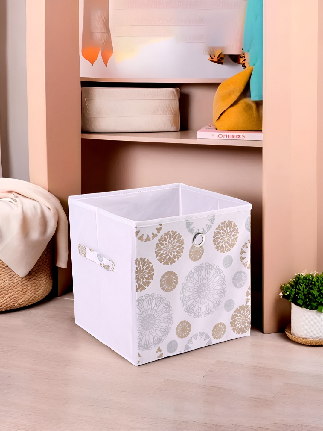 

Kuber Industries White & Blue Printed Drawer Organiser
