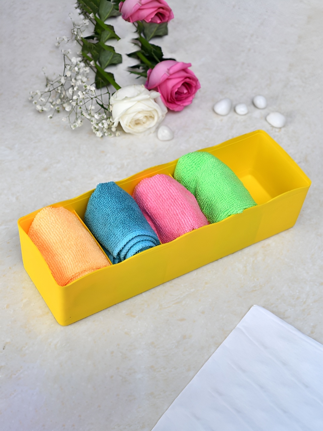 

Kuber Industries Red 4 Pieces Regular Multi-Utility Organisers