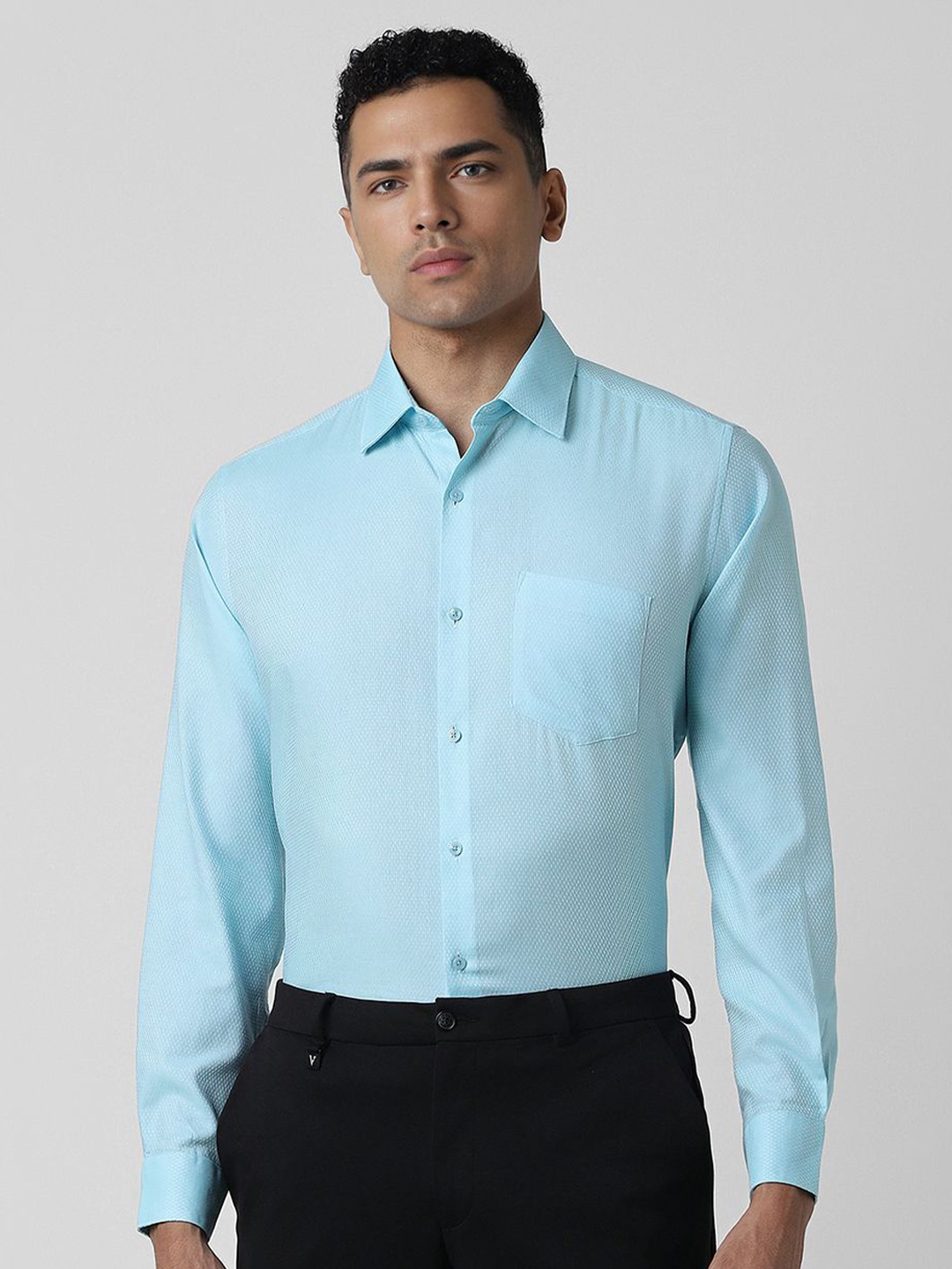 

Van Heusen Men Opaque Textured Spread Collar Party Pure Cotton Shirt, Blue