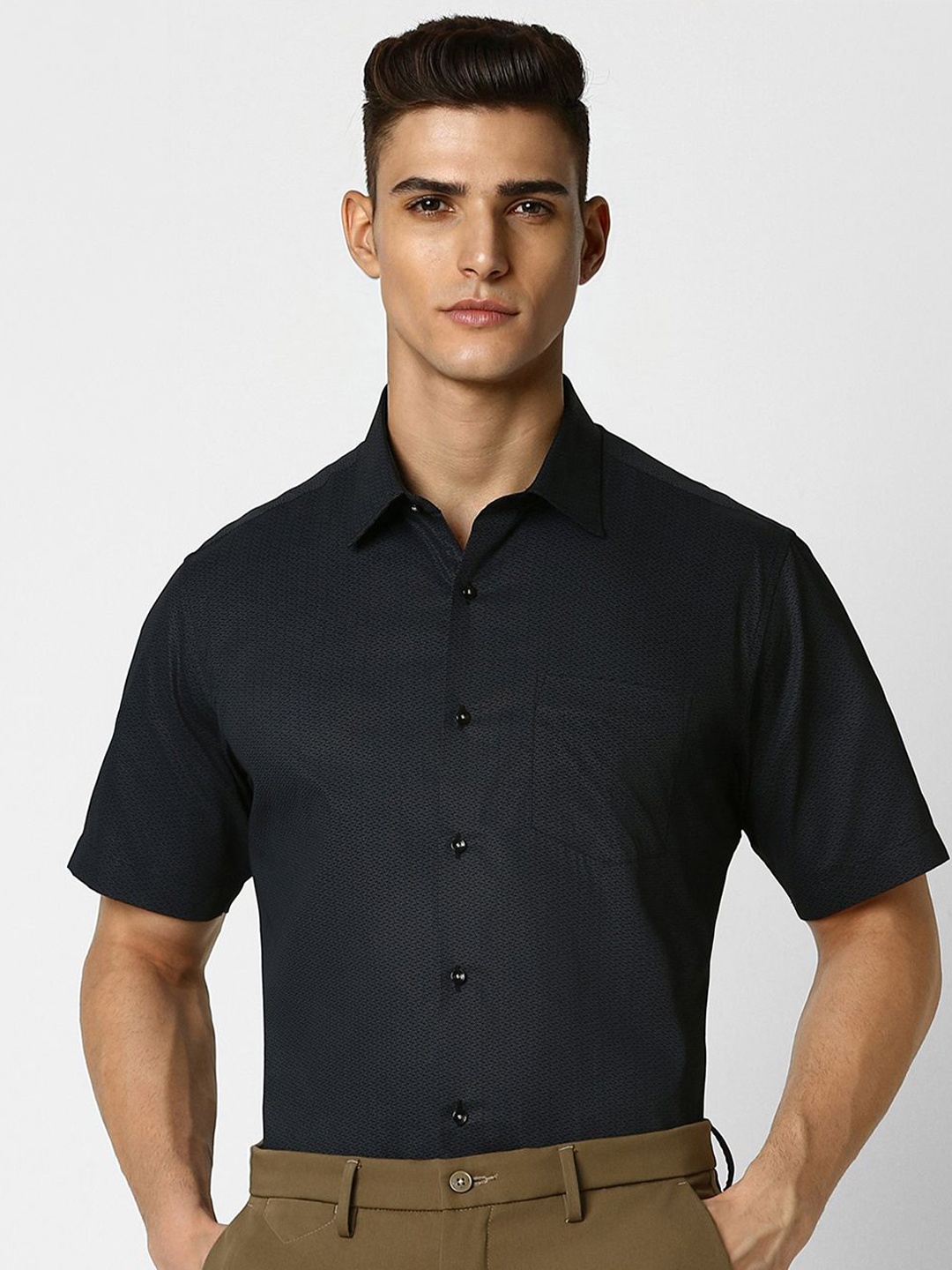 

Van Heusen Men Micro Ditsy Printed Spread Collar Cotton Formal Shirt, Black