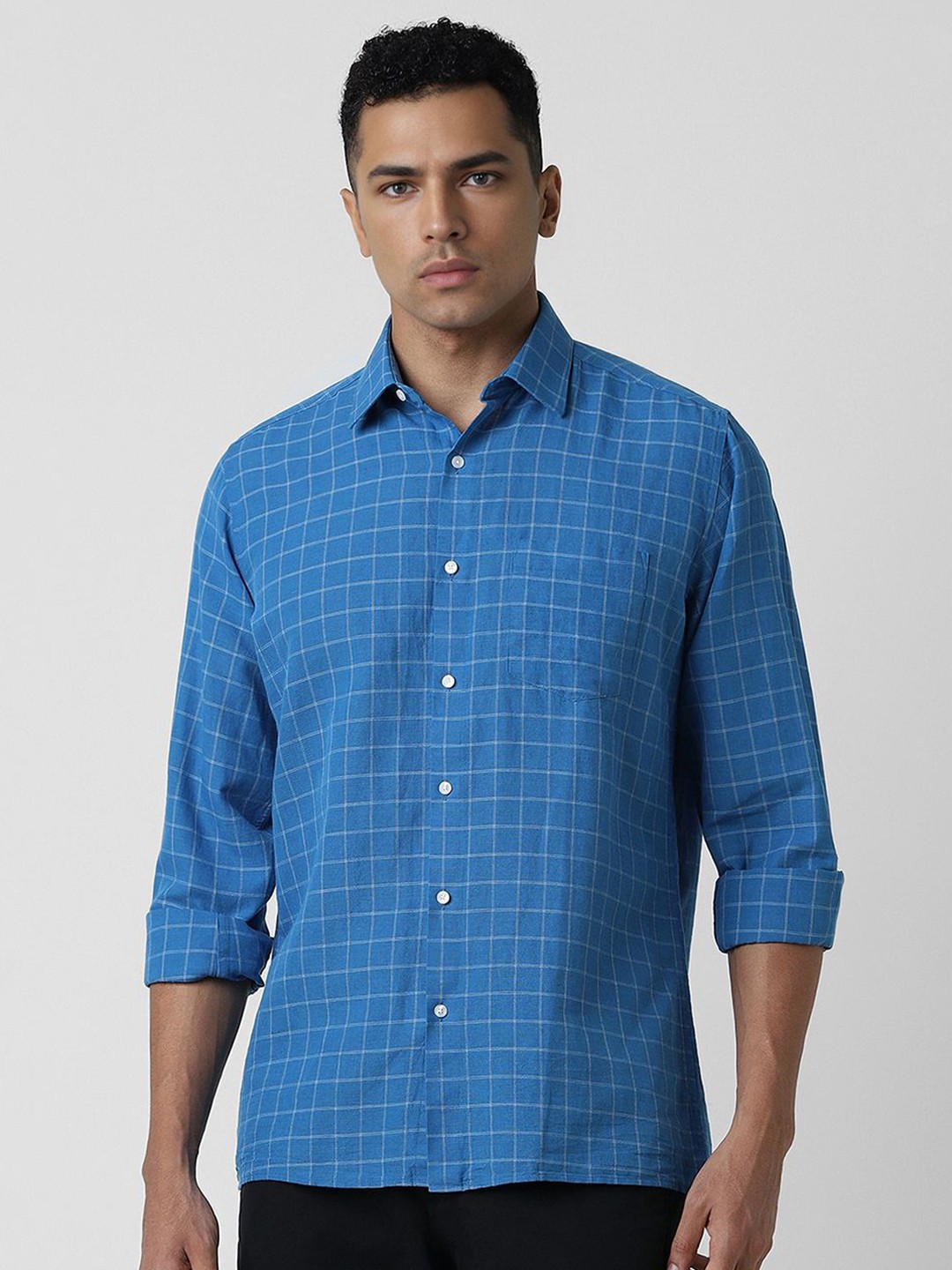 

Van Heusen Men Grid Tattersall Checks Spread Collar Formal Shirt, Blue