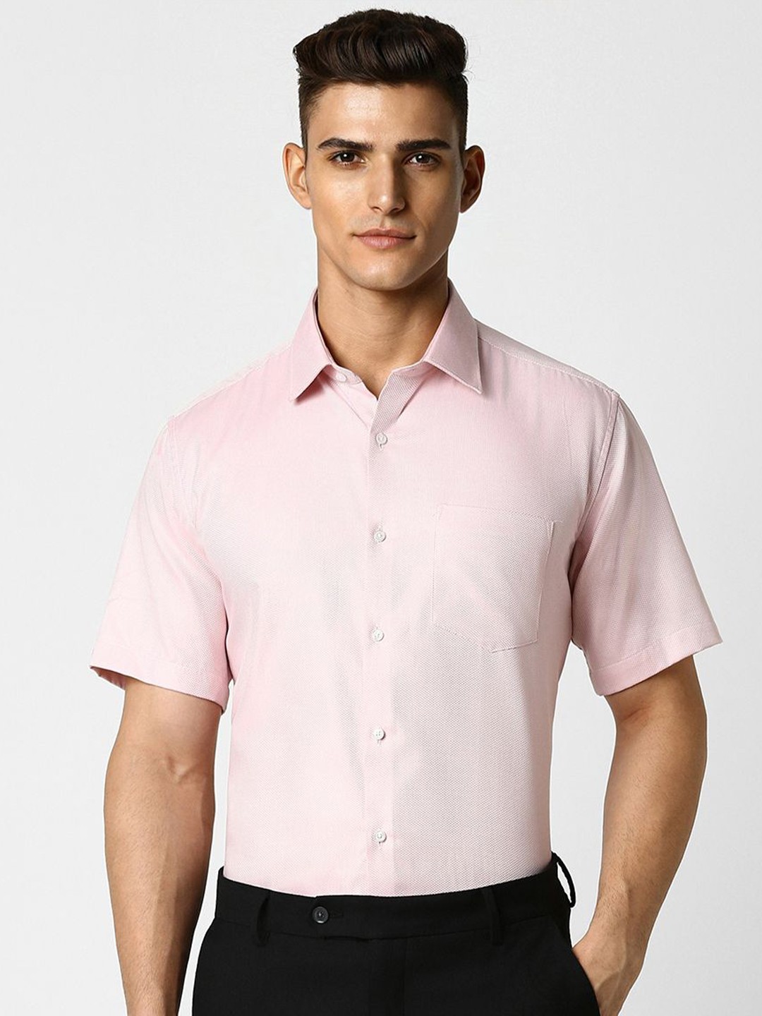

Van Heusen Men Opaque Solid Spread Collar Party Pure Cotton Shirt, Pink