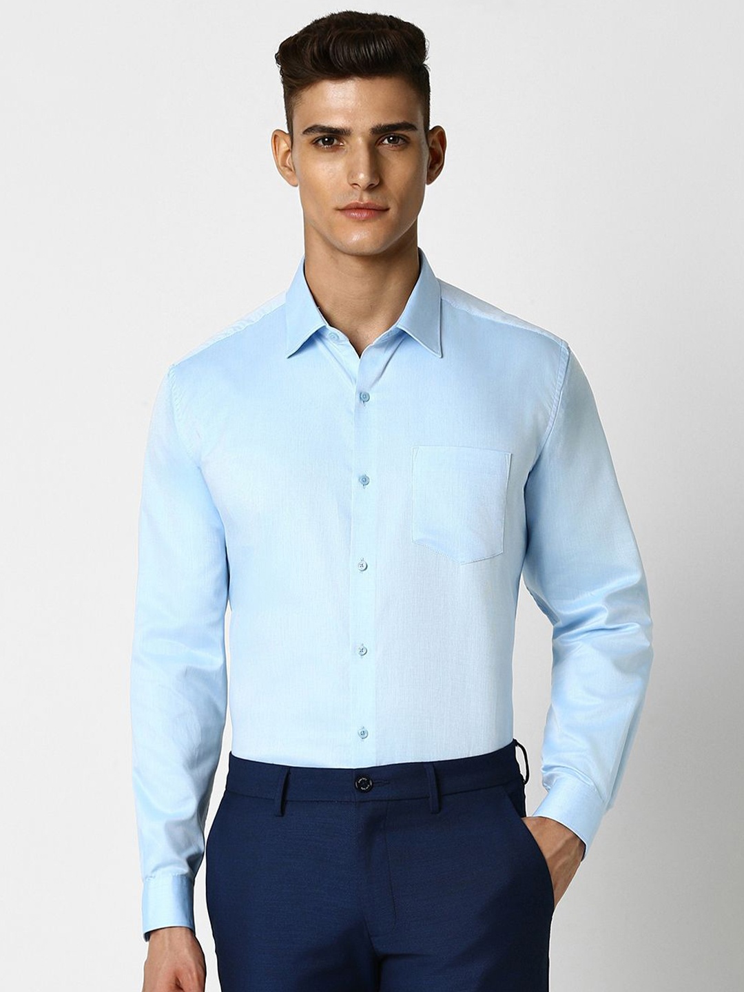 

Van Heusen Men Solid Spread Collar Party Shirt, Blue