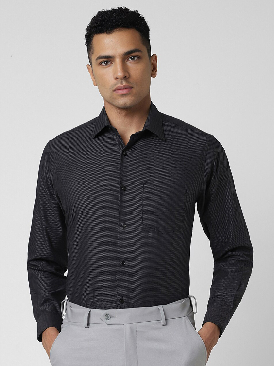 

Van Heusen Men Textured Spread Collar Pocket Cotton Party Shirt, Black