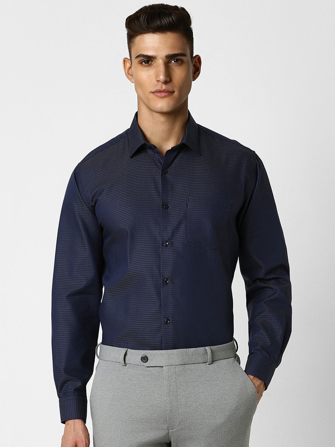 

Van Heusen Men Micro Checks Printed Party Shirt, Navy blue