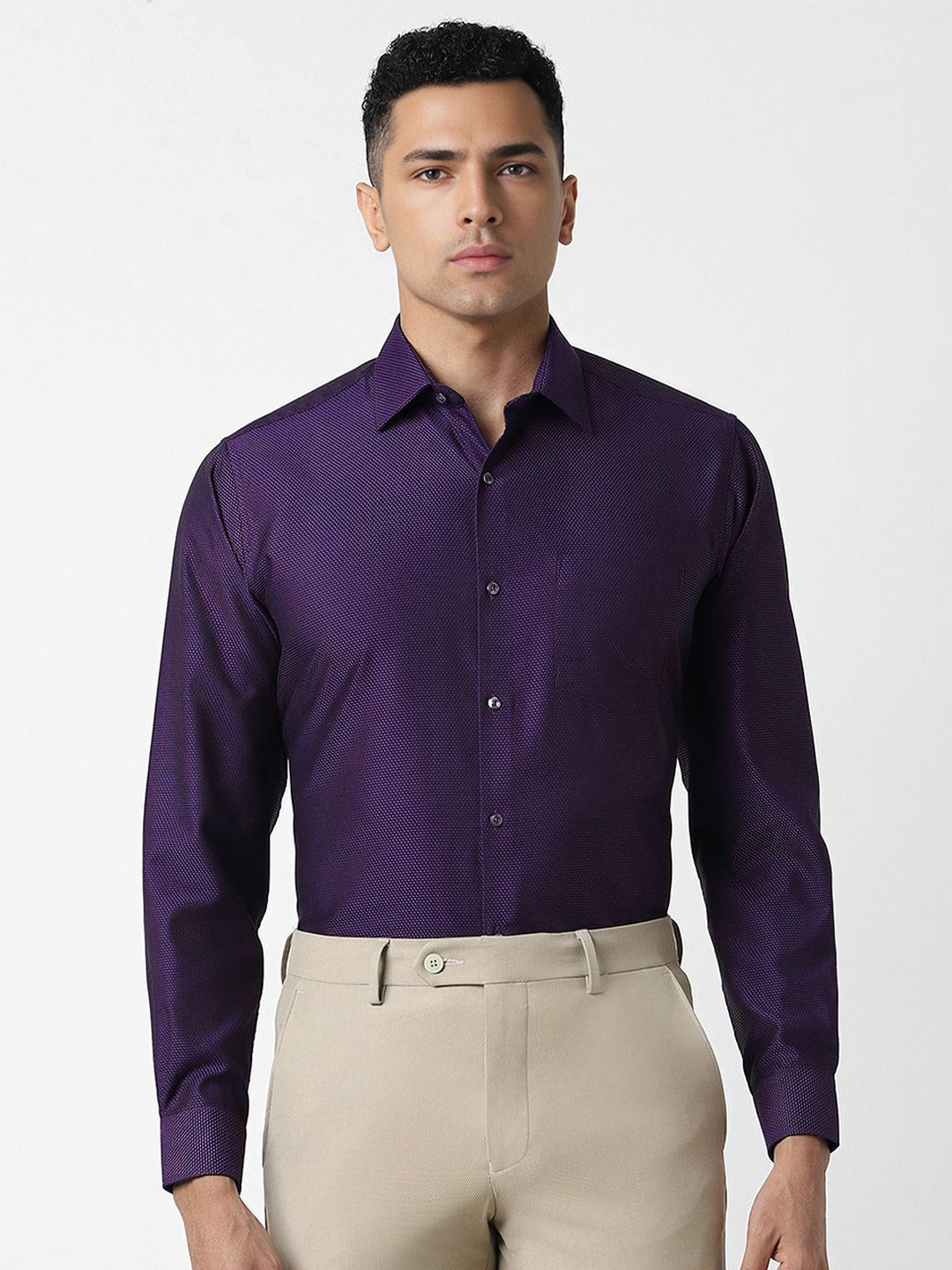 

Van Heusen Men Opaque Textured Spread Collar Party Pure Cotton Shirt, Purple