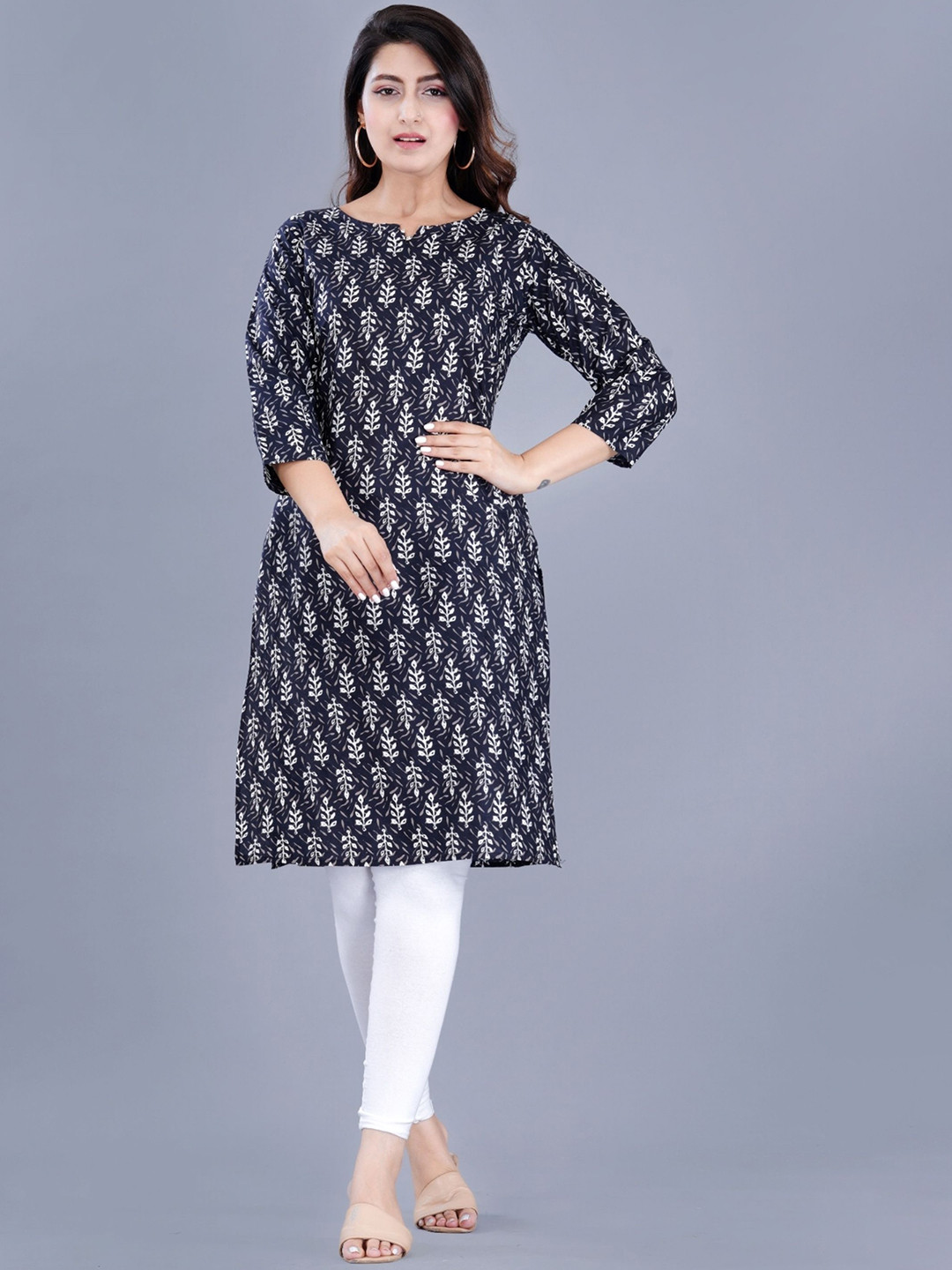 

ao services Ethnic Motifs Pure Cotton A-Line Straight Kurta, Black