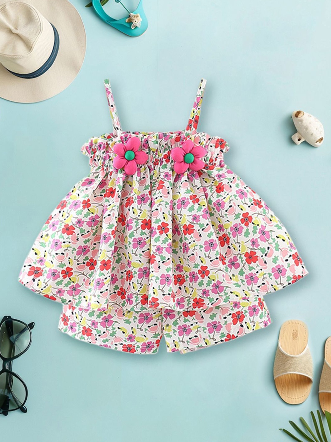

INCLUD Girls Printed Top With Shorts, Red