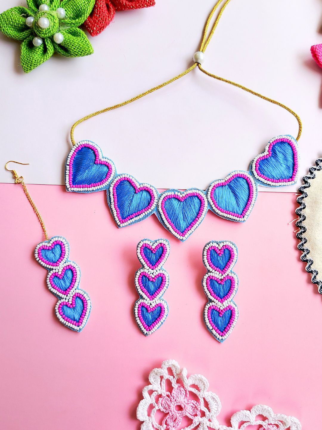

Sangria Gold-Plated Beaded Jewellery Set