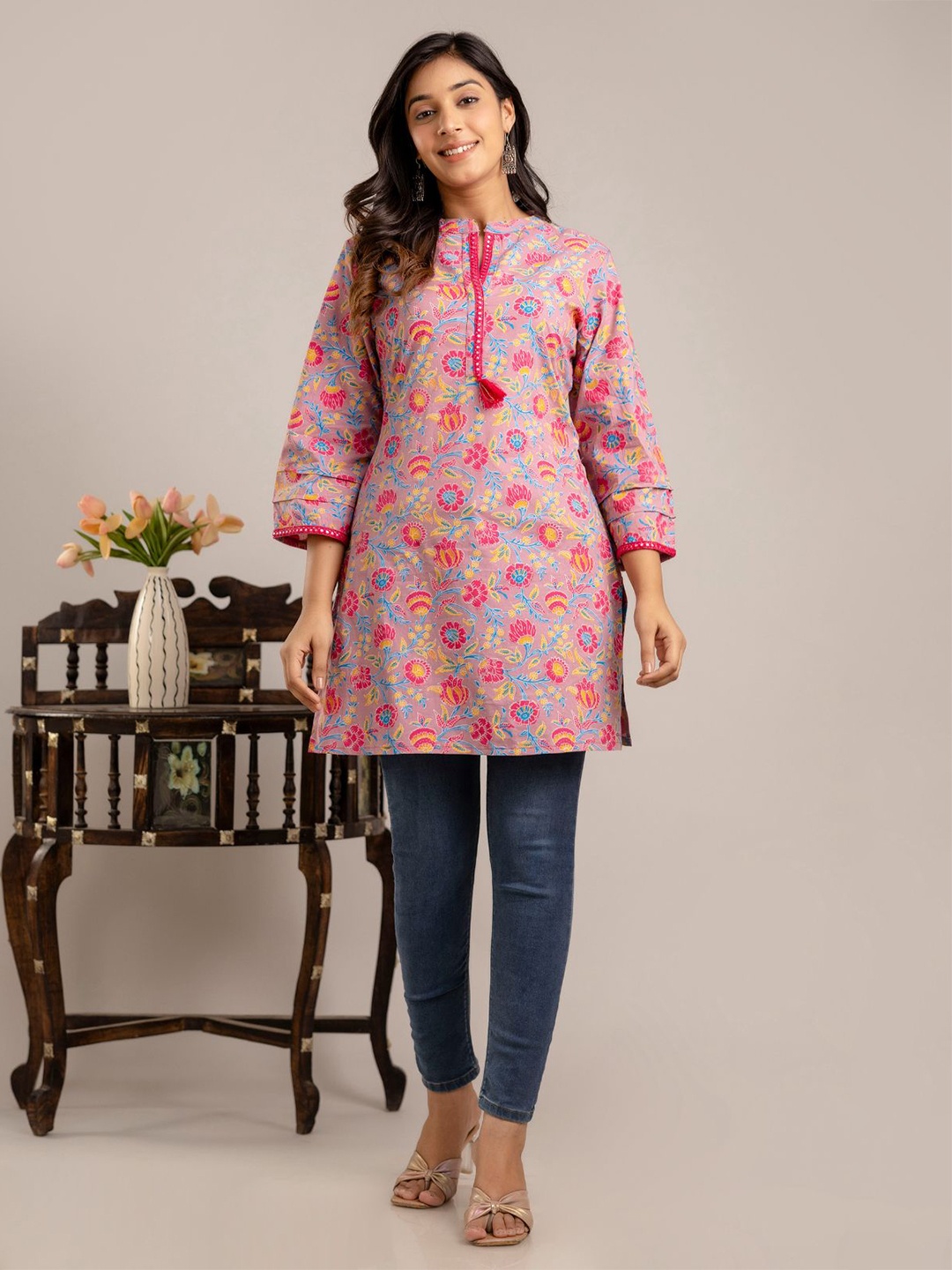 

KALINI Floral Printed Mandarin Collar Cotton kurti, Rose