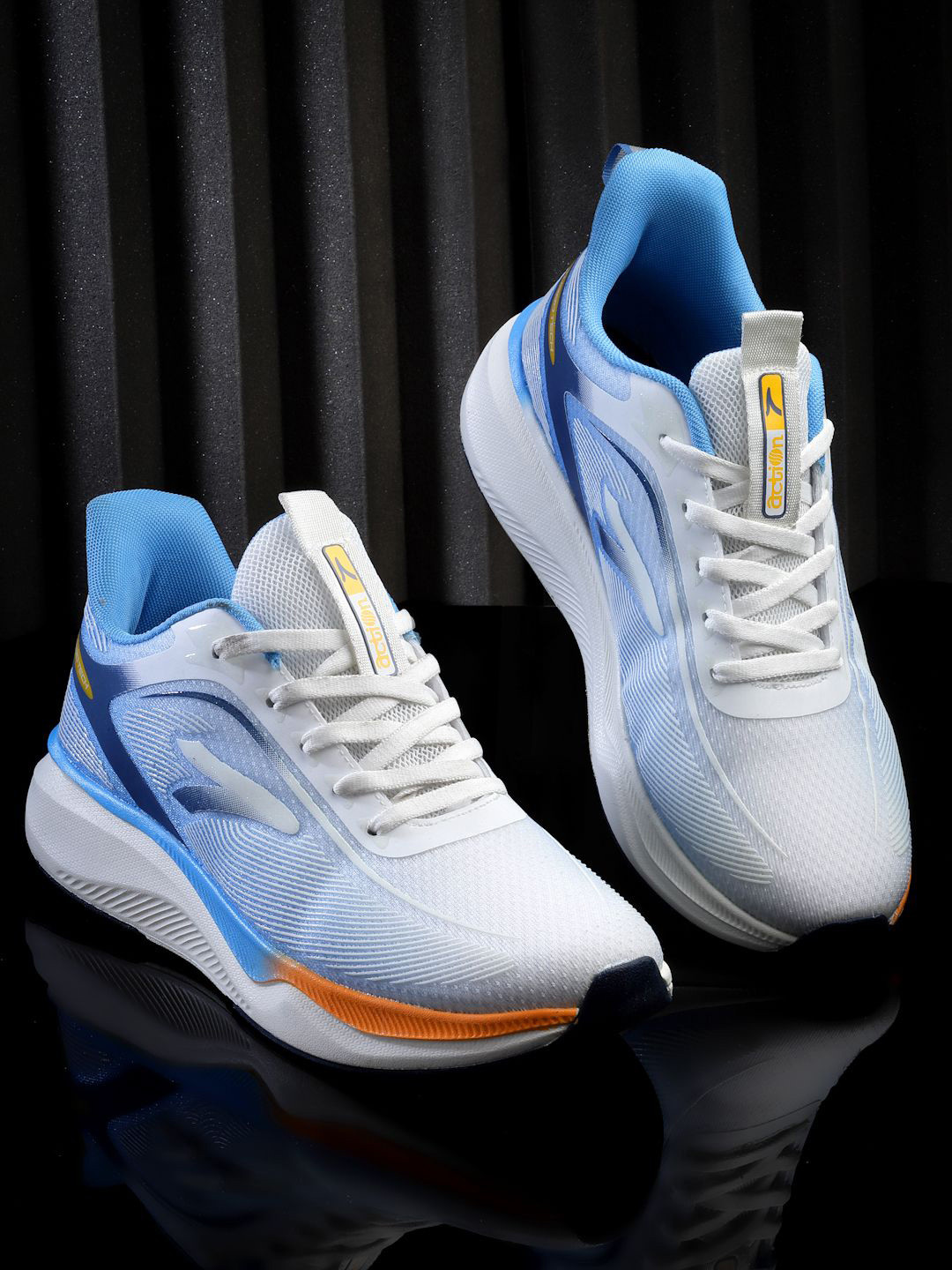 

Action Men Mesh Running Non-Marking Shoes, White