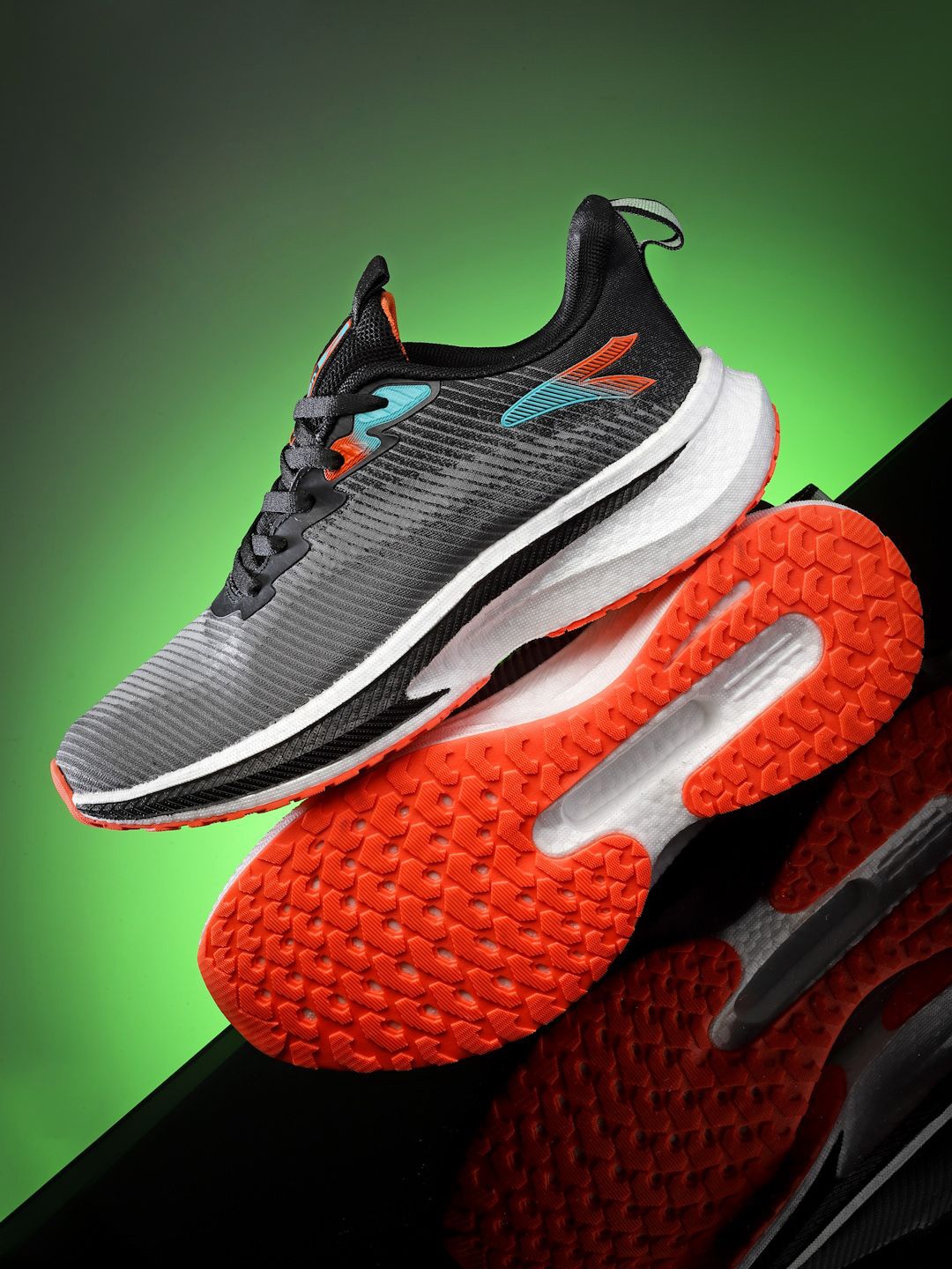 

Action Men Mesh Running Non-Marking Shoes, Black