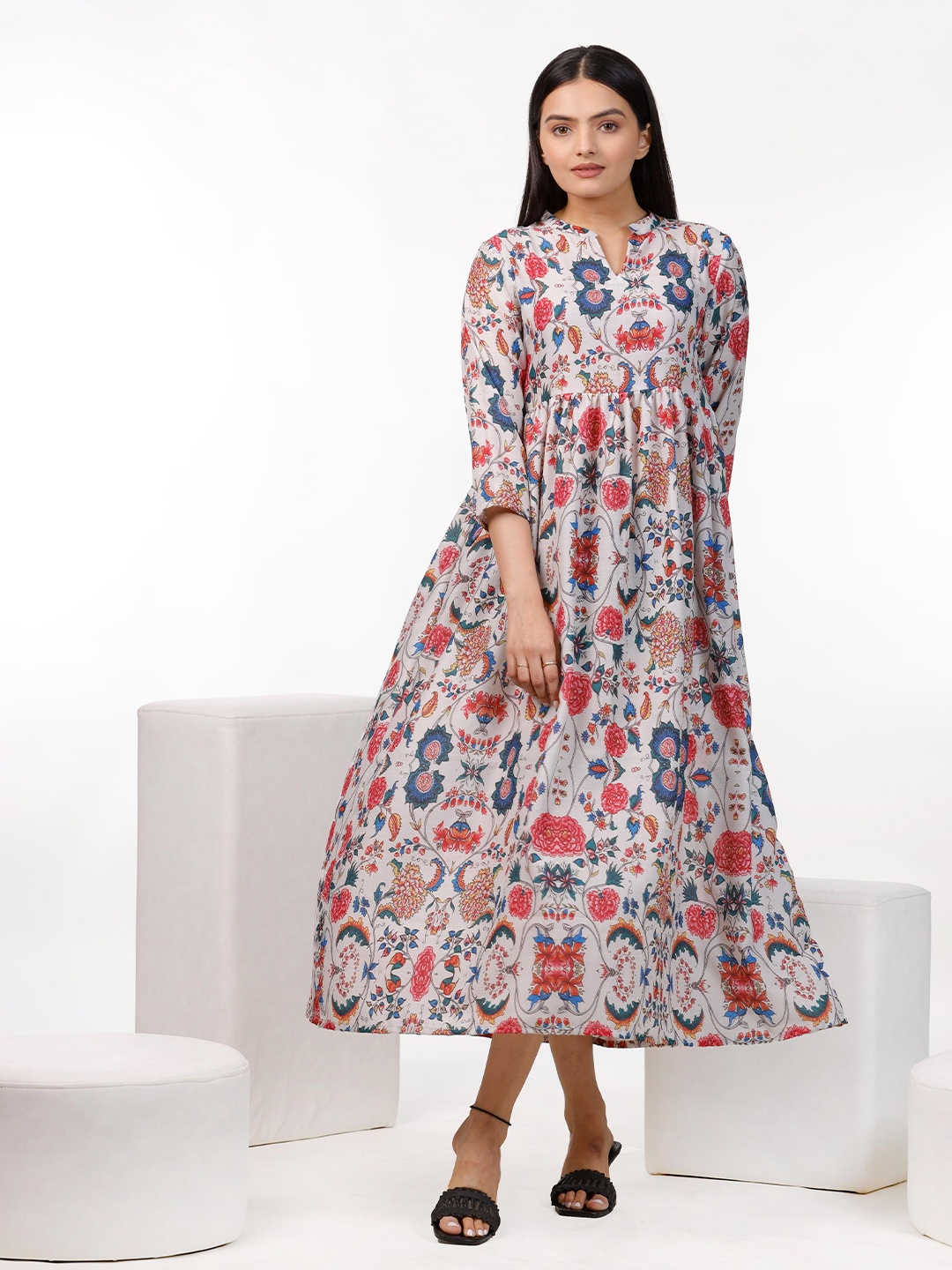 

SUKRUTI DESIGN Women Floral Print Maxi Midi Dress, Multi