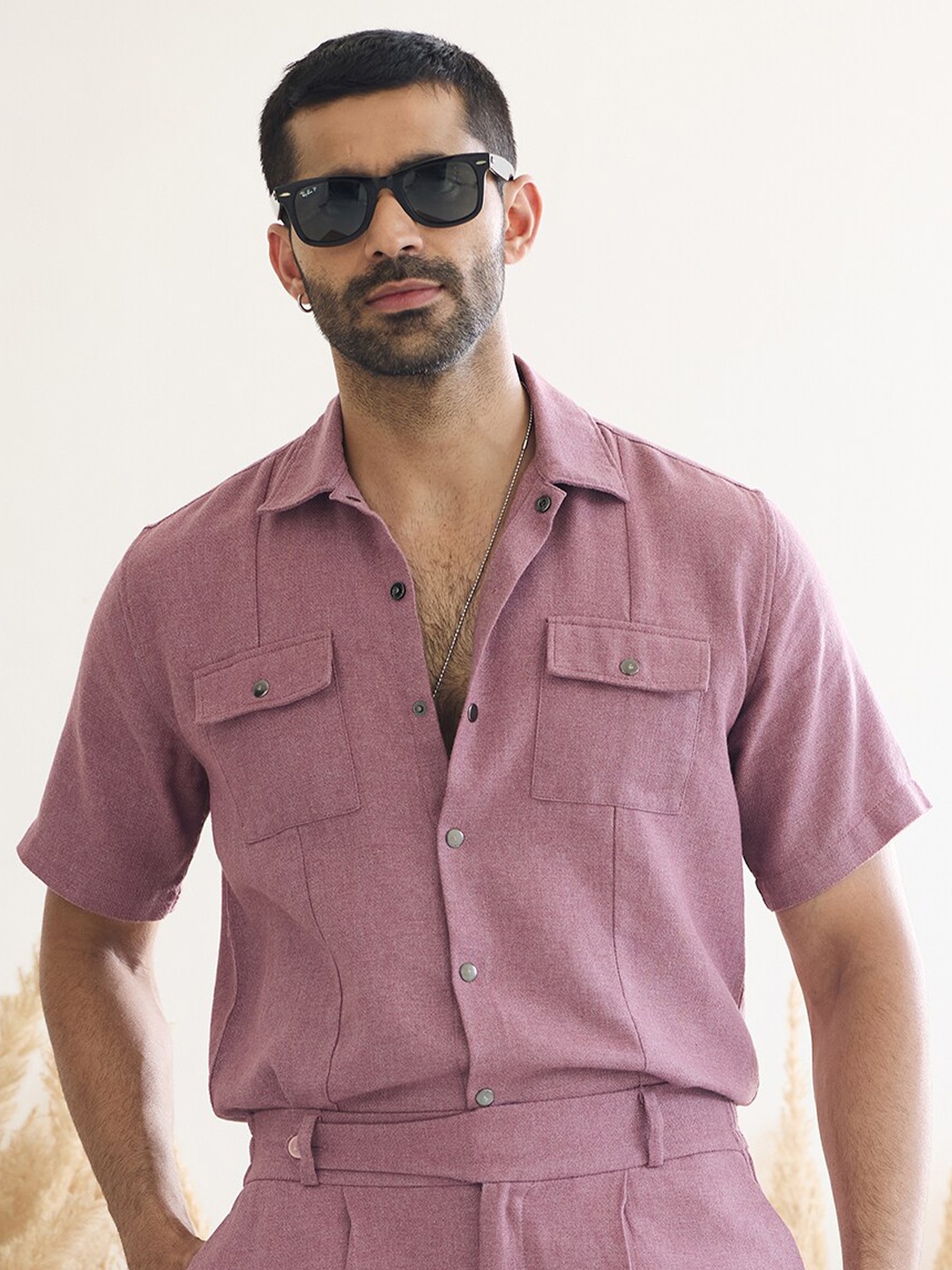 

MR BUTTON Men Solid Cuban Collar Casual Shirt, Pink
