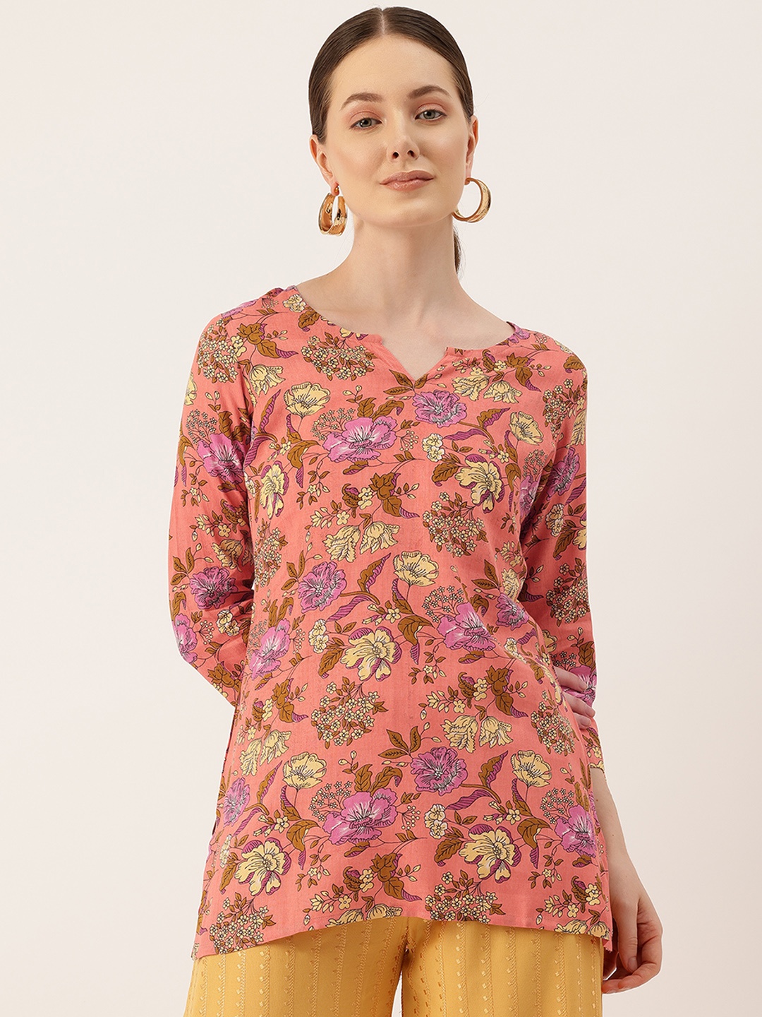 

FERANOID Floral Printed Pure Cotton Kurti, Peach