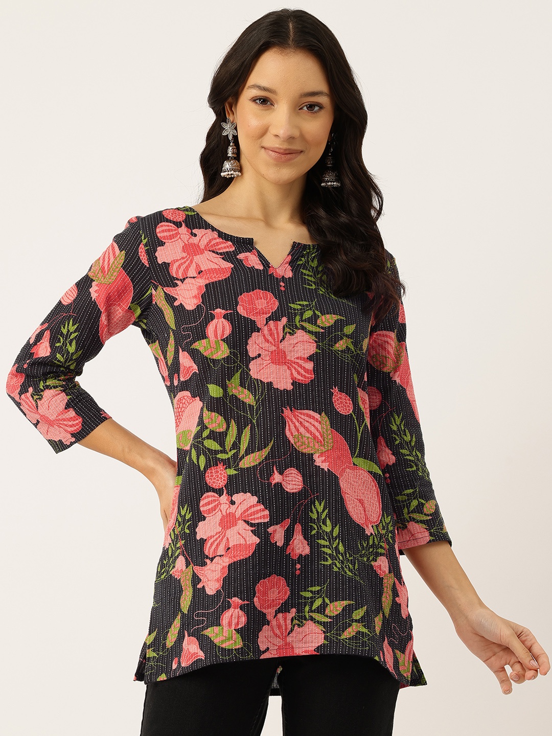 

FERANOID Floral Printed Kantha Work Pure Cotton Kantha Work Kurti, Black