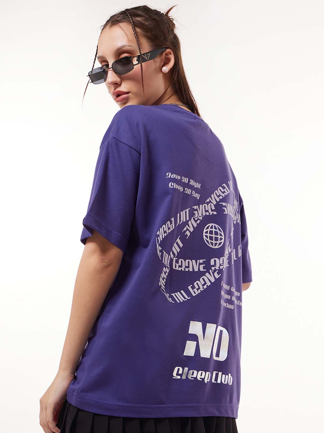 

Bewakoof Heavy Duty 1.0 Women Skipper Blue Rave Till Grave Graphic Printed Oversized T-shirt, Purple