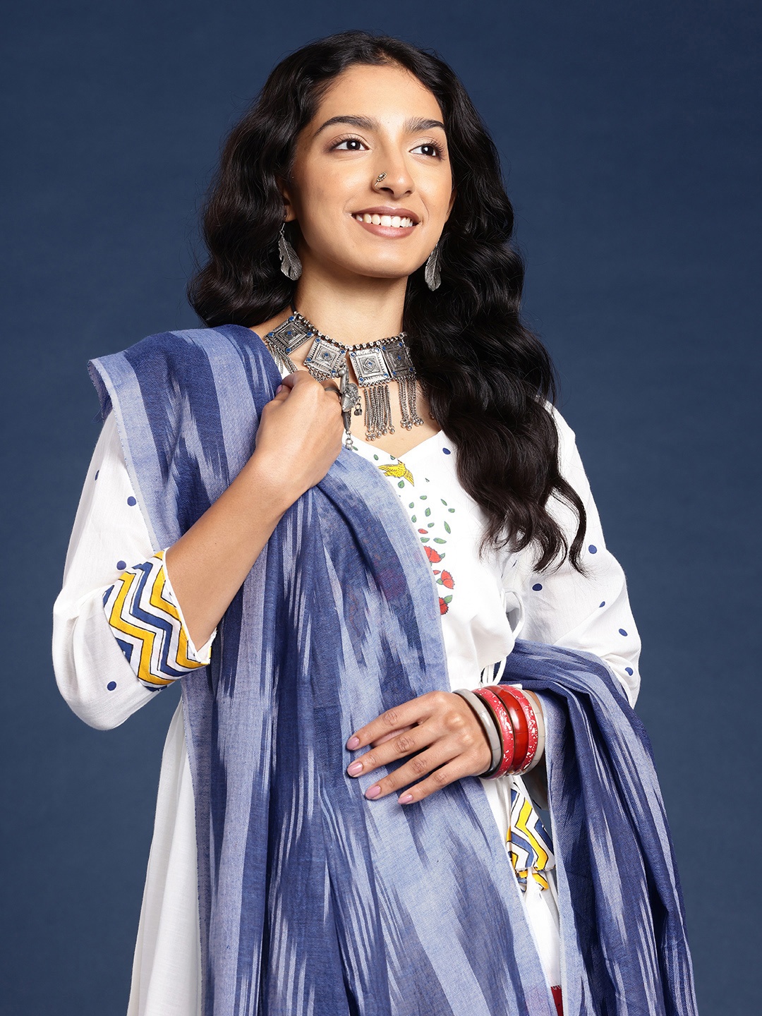 

Taavi Woven Design Pure Cotton Ikat Dupatta, Blue