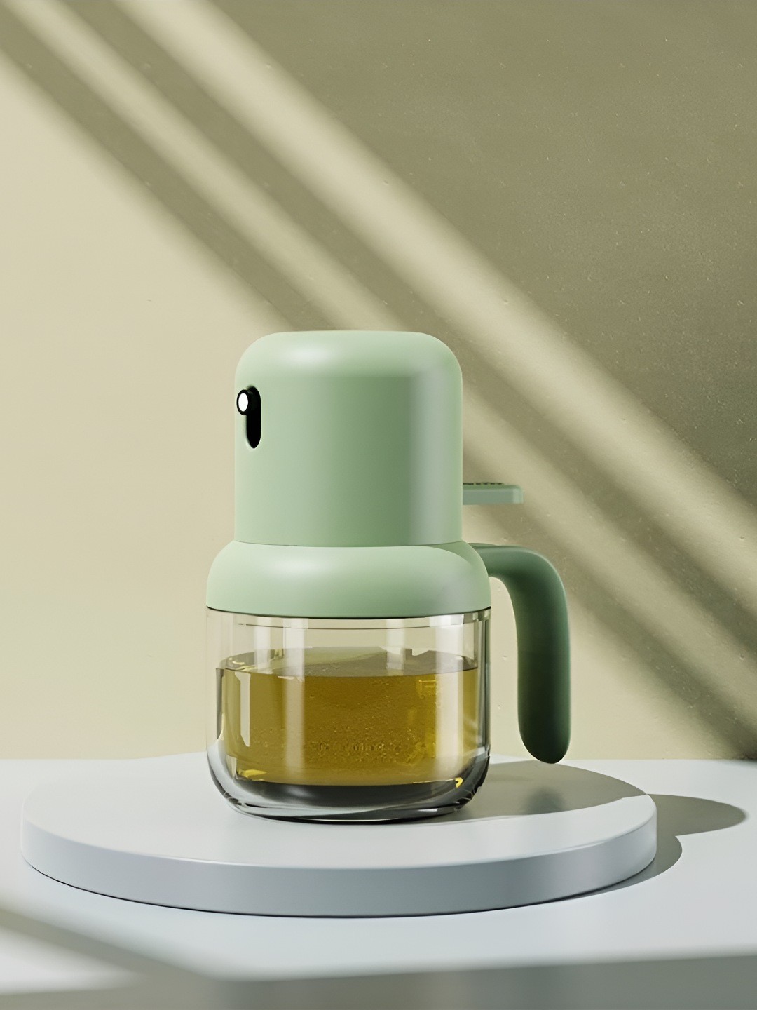 

P-Plus International Green Oil Spray Dispenser